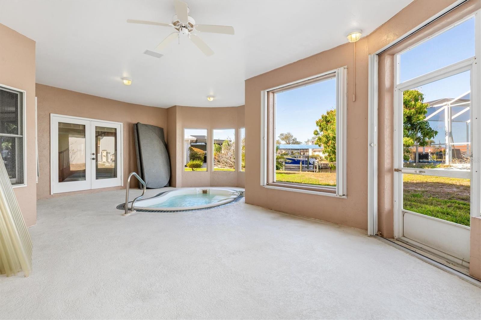 Image 55 of 72 For 4405 Harbor Boulevard