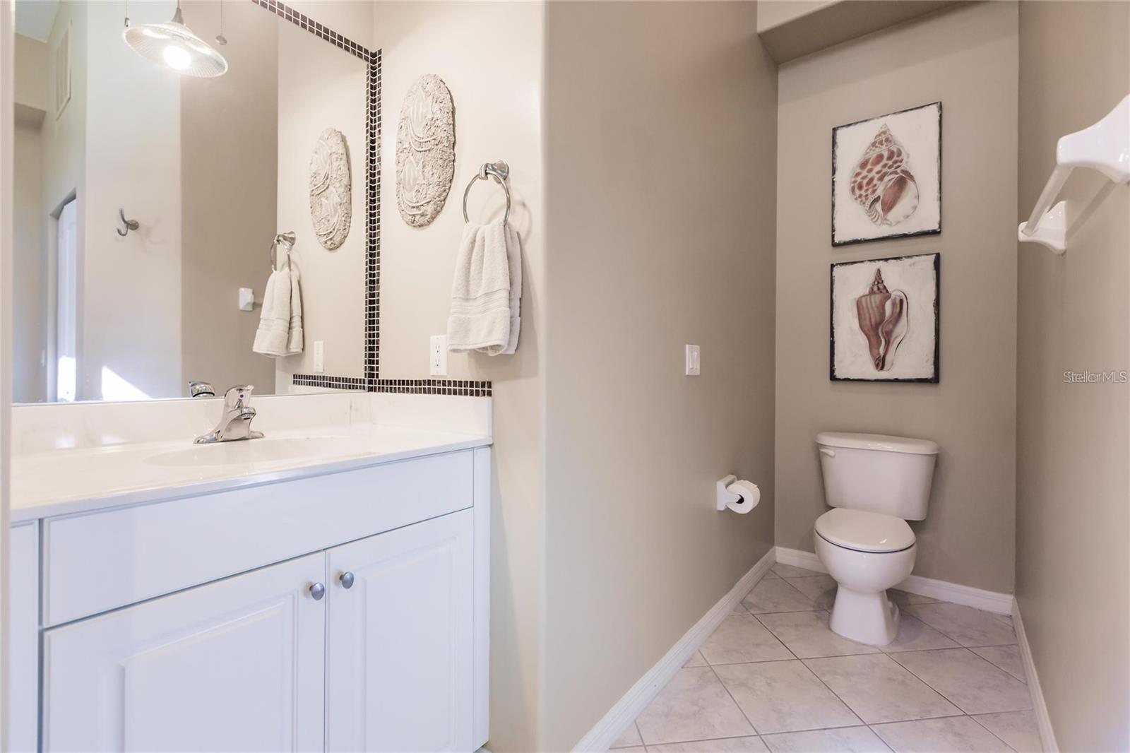 Image 21 of 41 For 323 Monaco Drive 10