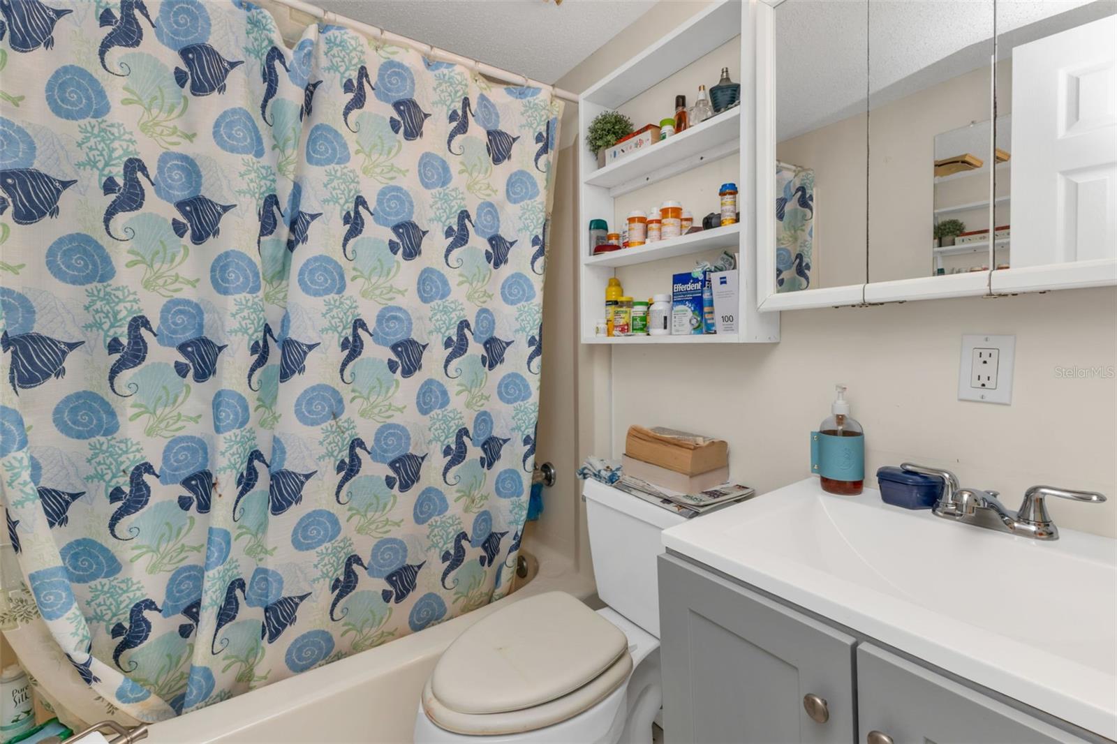 Image 10 of 19 For 4158 Tamiami Trail F5