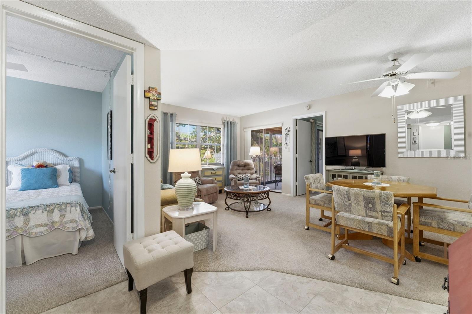 Image 10 of 41 For 19505 Quesada Avenue P202