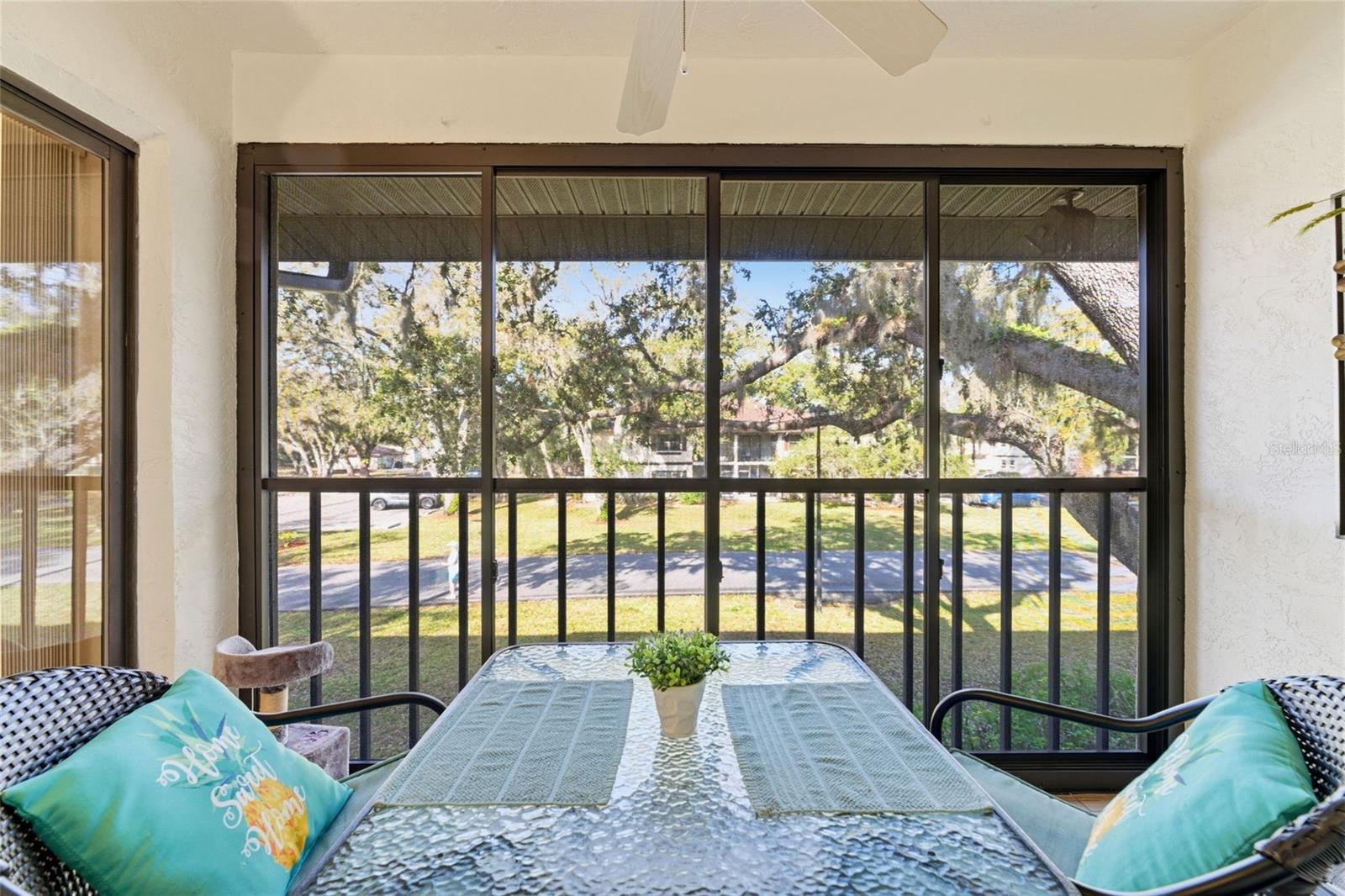 Image 16 of 41 For 19505 Quesada Avenue P202