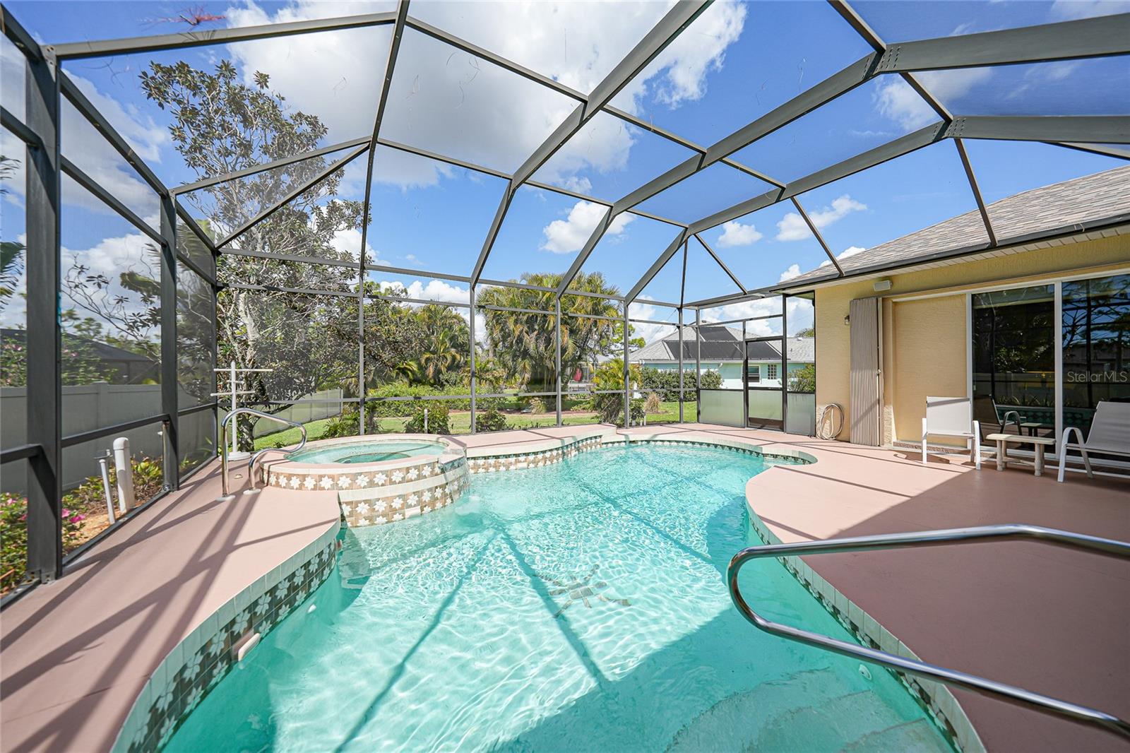 Image 25 of 29 For 176 Medalist Road