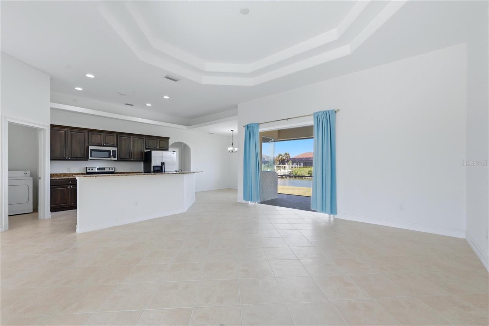 Image 10 of 43 For 15124 Leipzig Circle