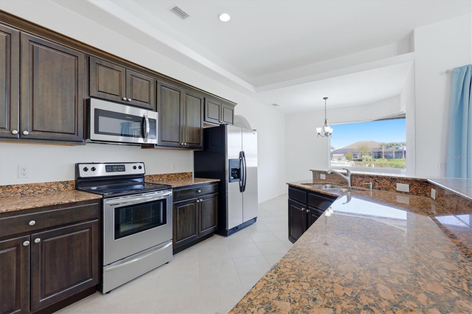 Image 16 of 43 For 15124 Leipzig Circle