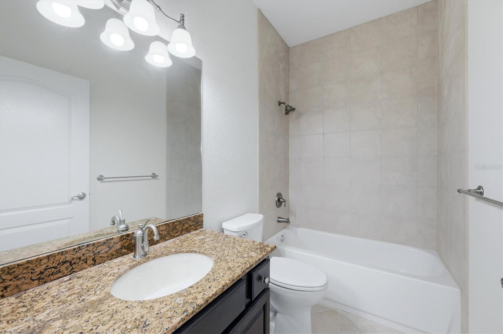 Image 29 of 43 For 15124 Leipzig Circle