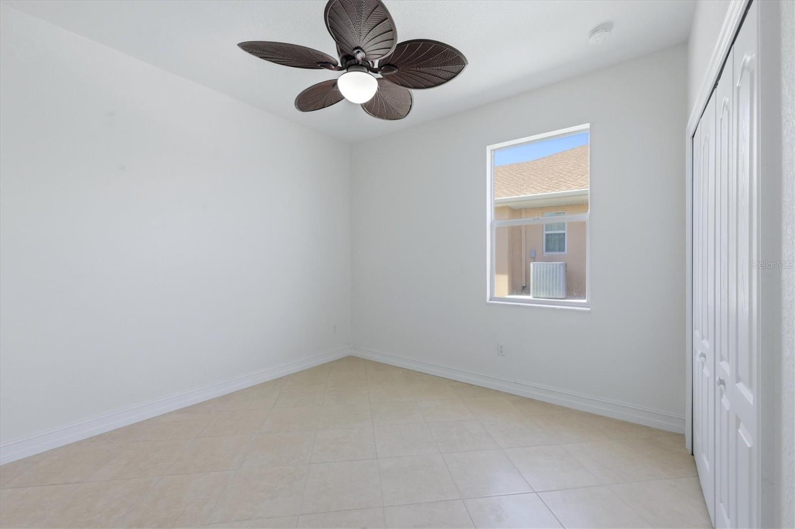 Image 30 of 43 For 15124 Leipzig Circle