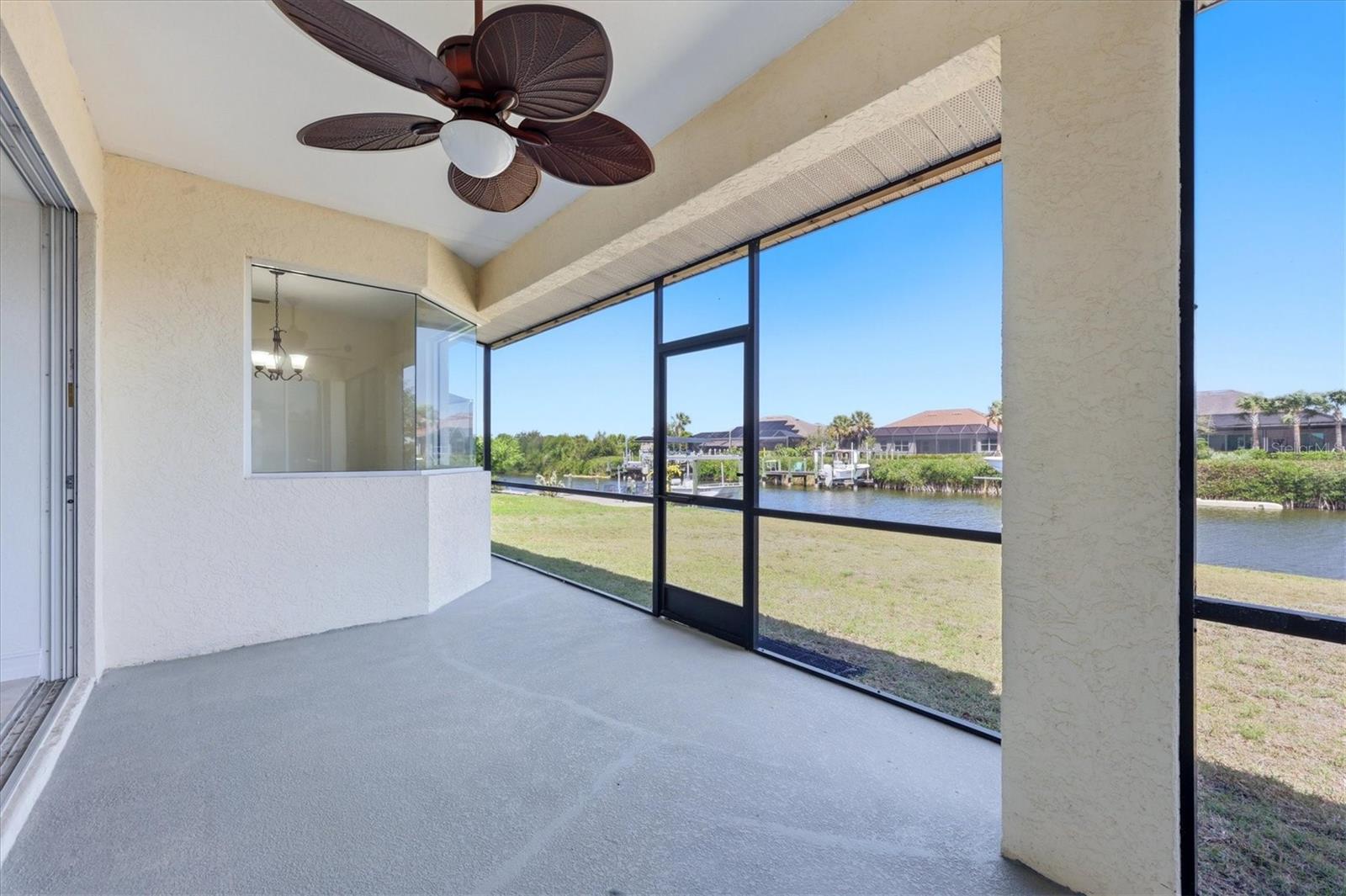 Image 32 of 43 For 15124 Leipzig Circle