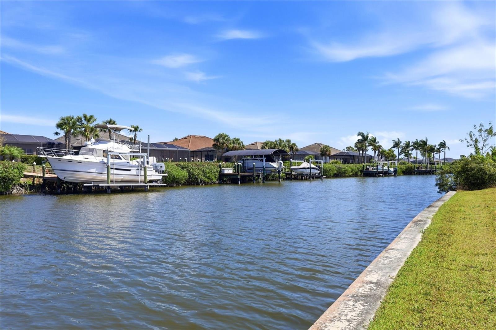 Image 36 of 43 For 15124 Leipzig Circle