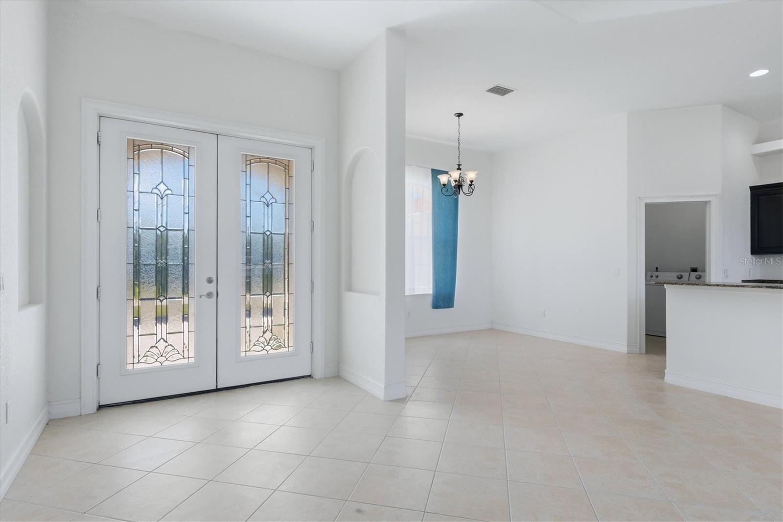 Image 9 of 43 For 15124 Leipzig Circle