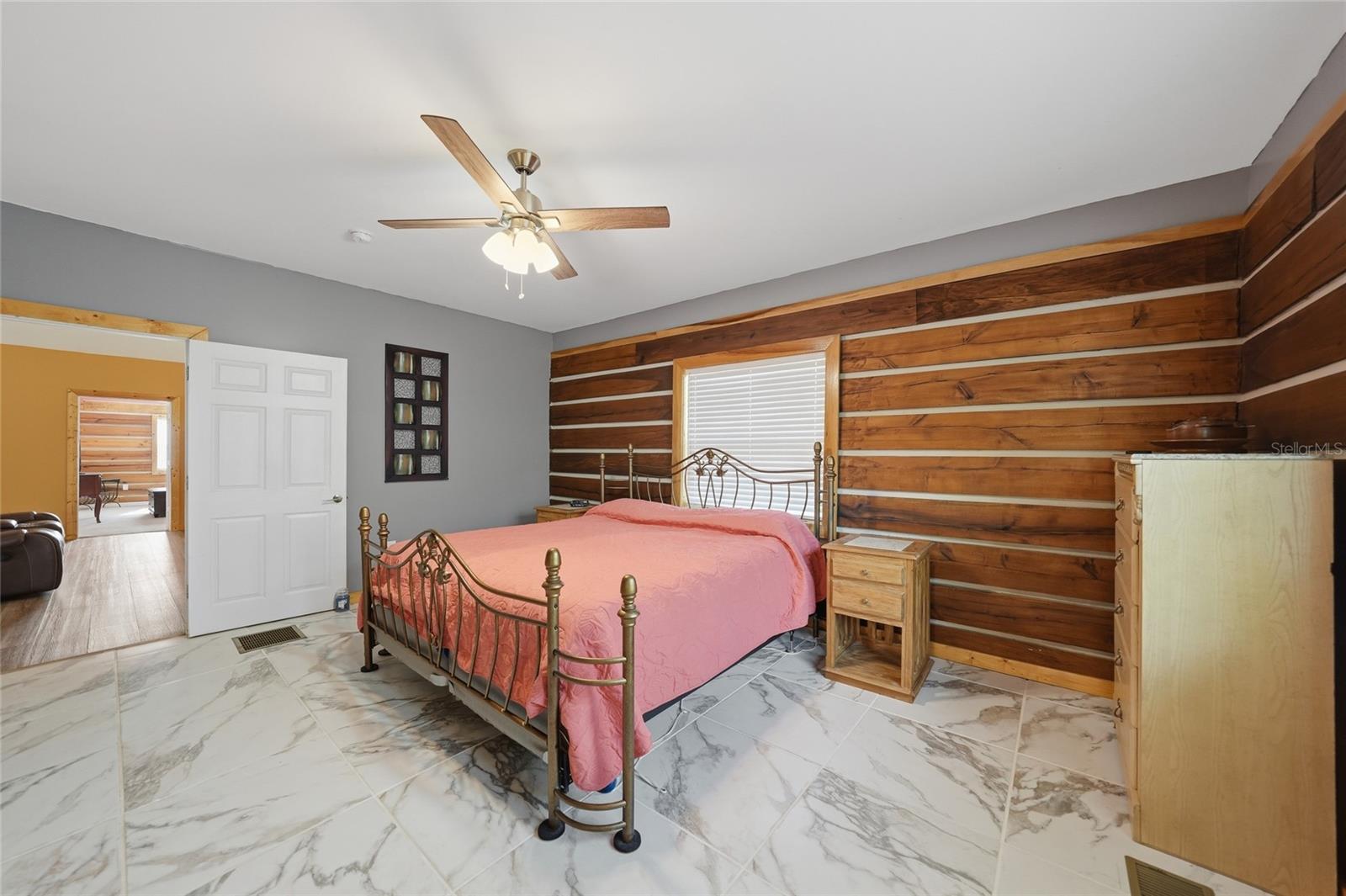 Image 19 of 72 For 9796 Southern Dreams Road