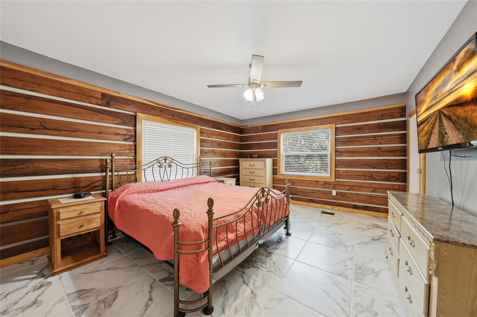 Image 20 of 72 For 9796 Southern Dreams Road