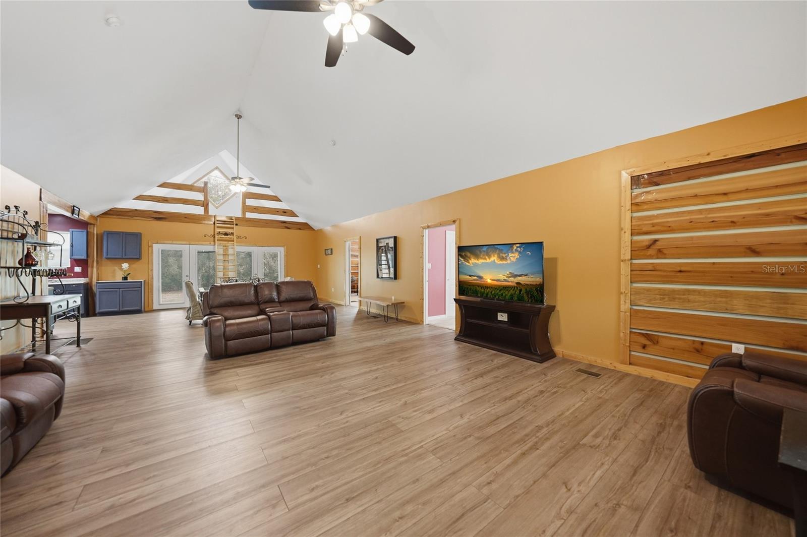 Image 8 of 72 For 9796 Southern Dreams Road