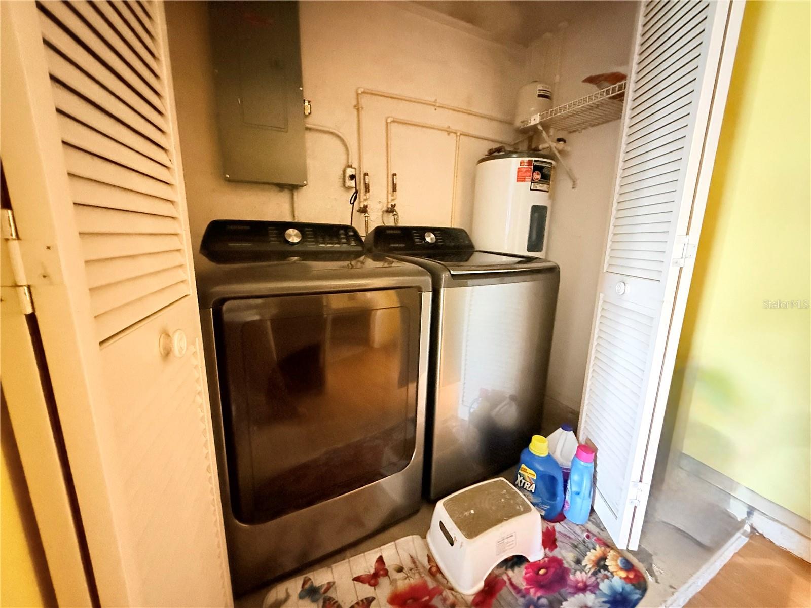 Image 22 of 28 For 1629 Birchcrest Boulevard