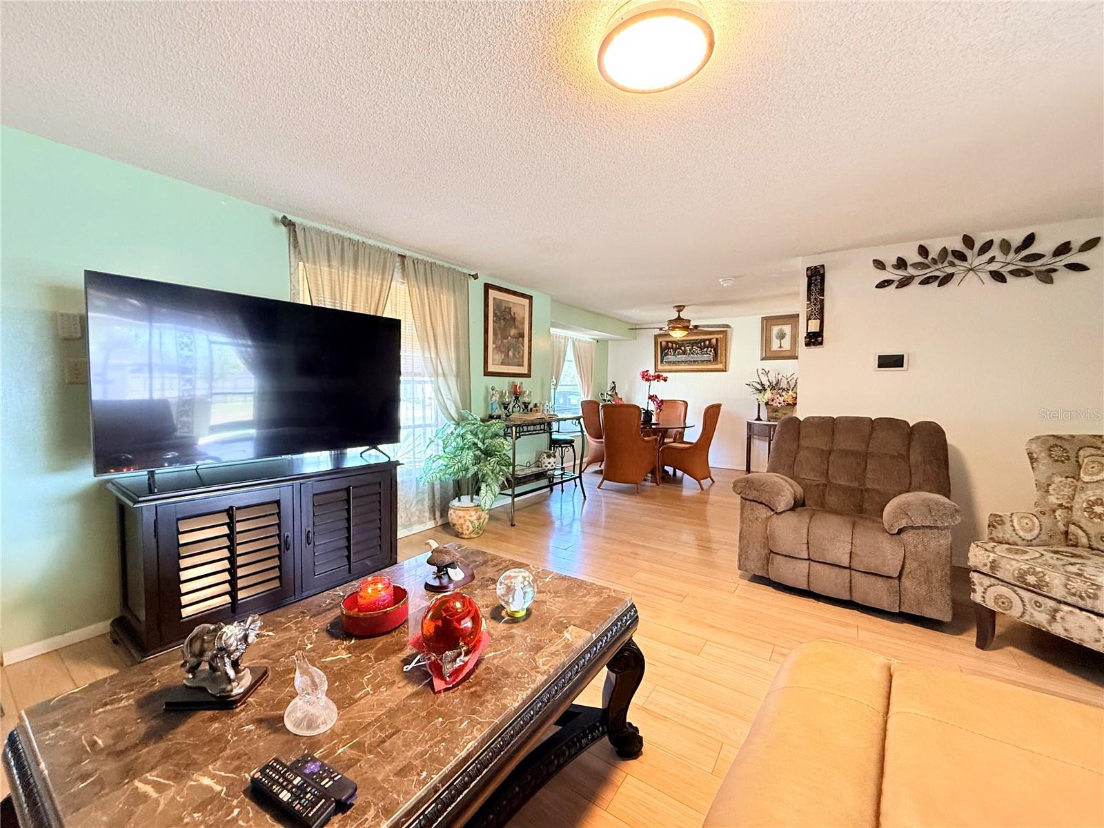 Image 6 of 28 For 1629 Birchcrest Boulevard