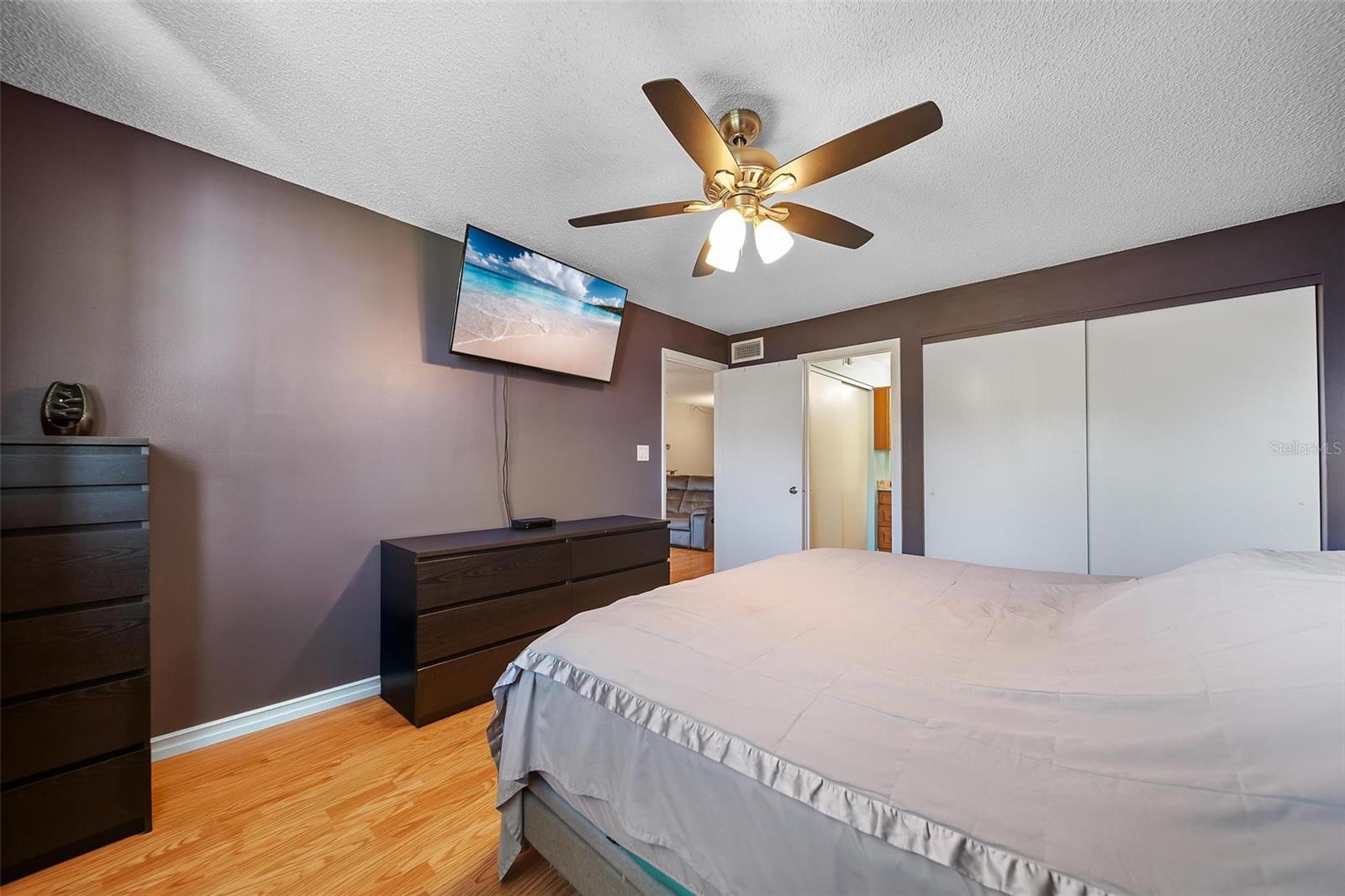 Image 35 of 43 For 6033 34th Street W 132