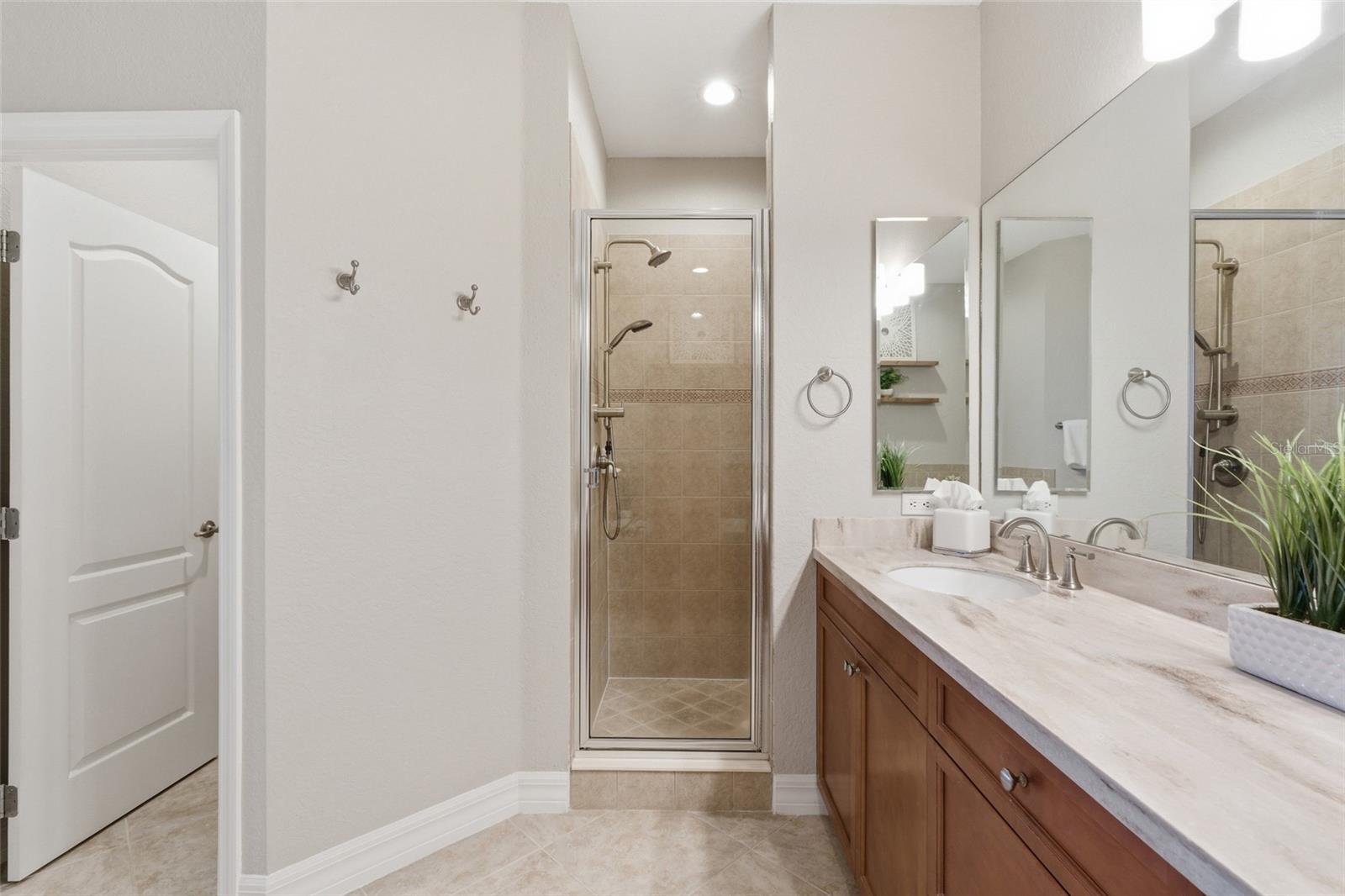 Image 31 of 76 For 14009 Black Beauty Drive 222