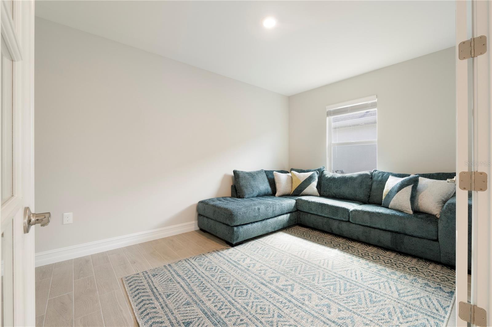 Image 15 of 89 For 17656 Oleander Avenue