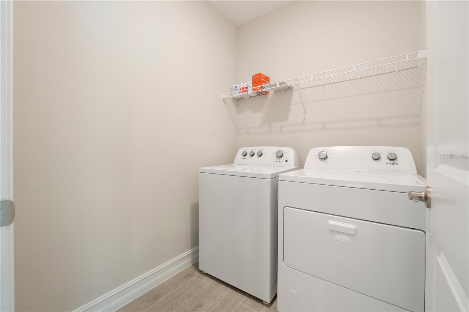 Image 18 of 89 For 17656 Oleander Avenue