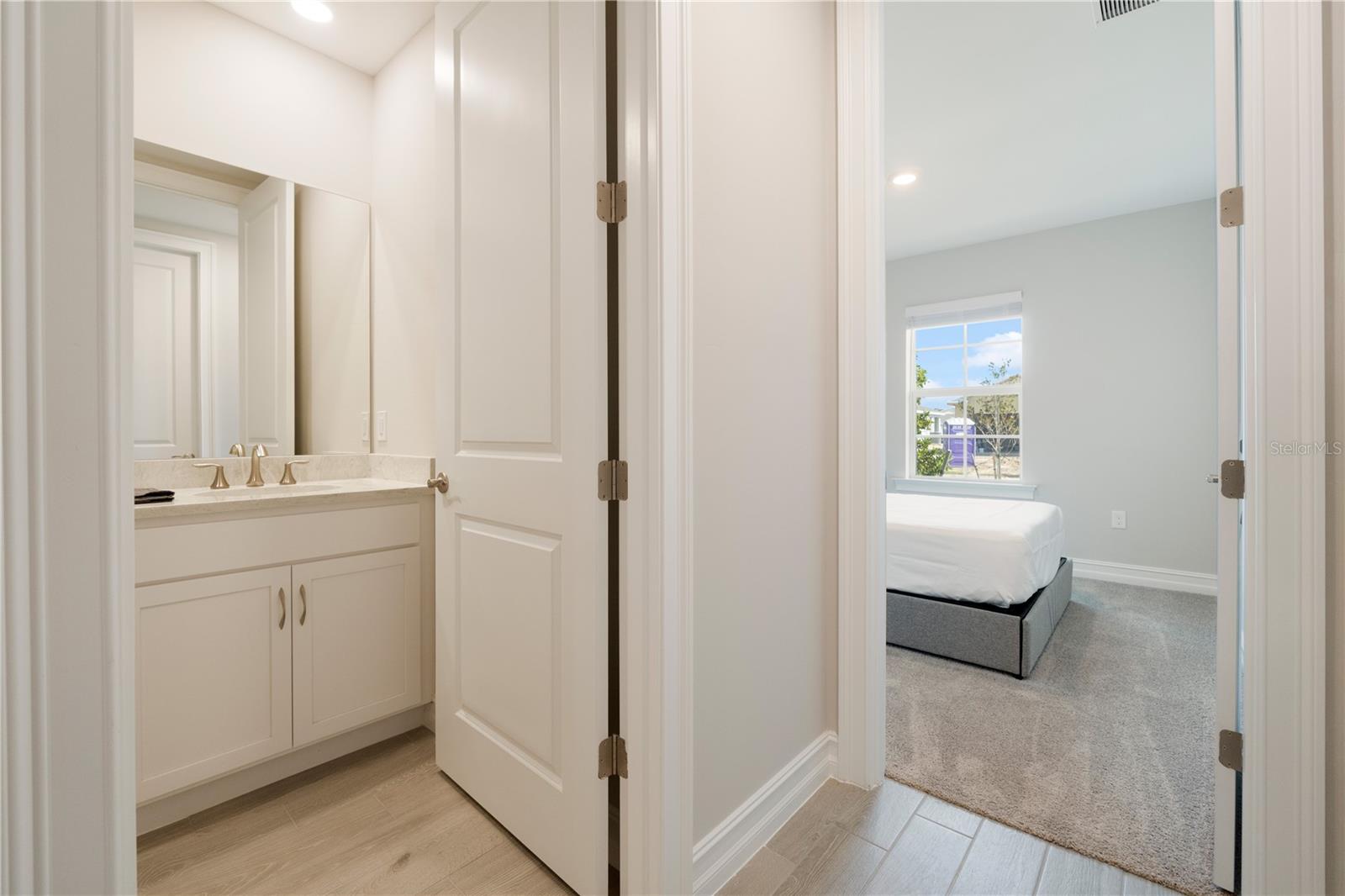 Image 19 of 89 For 17656 Oleander Avenue