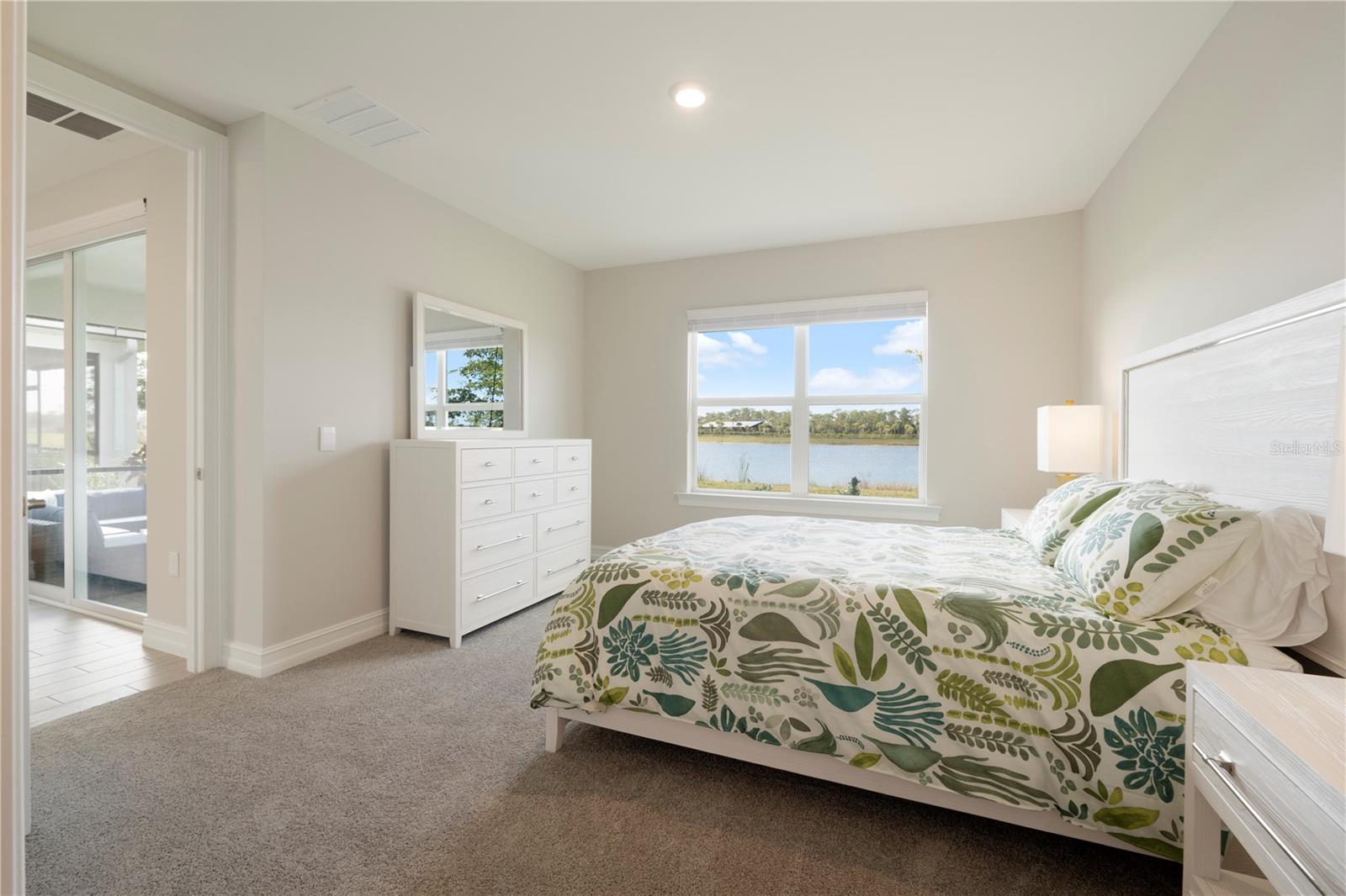 Image 26 of 89 For 17656 Oleander Avenue