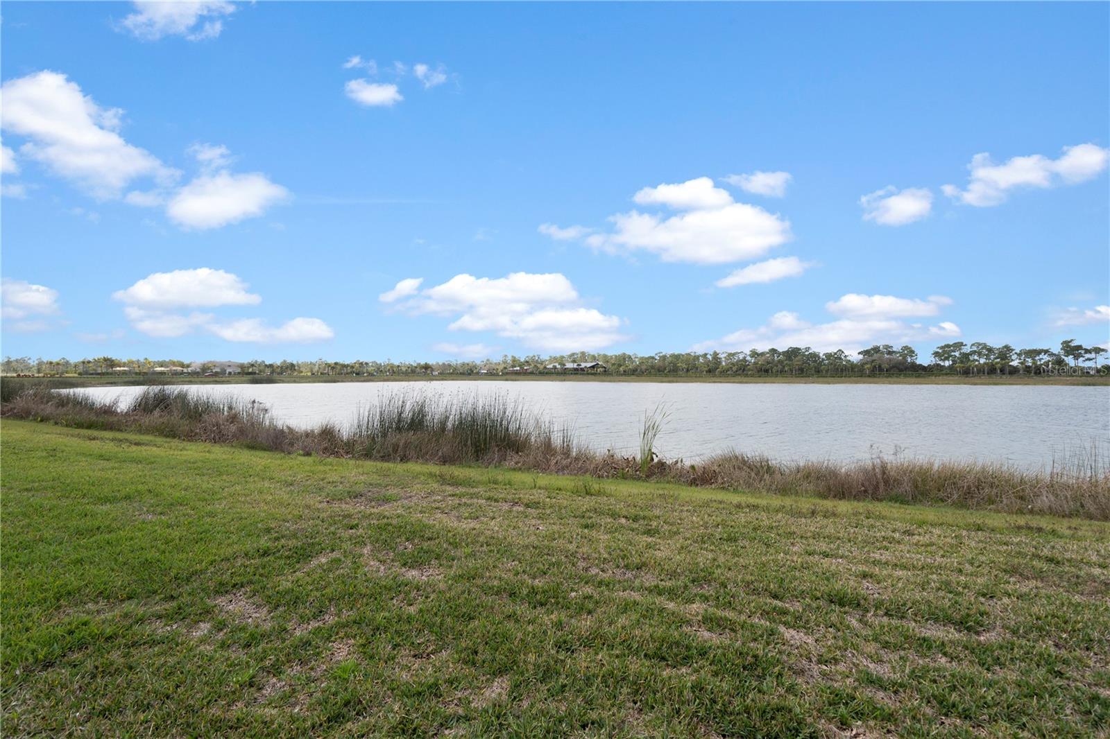 Image 33 of 89 For 17656 Oleander Avenue