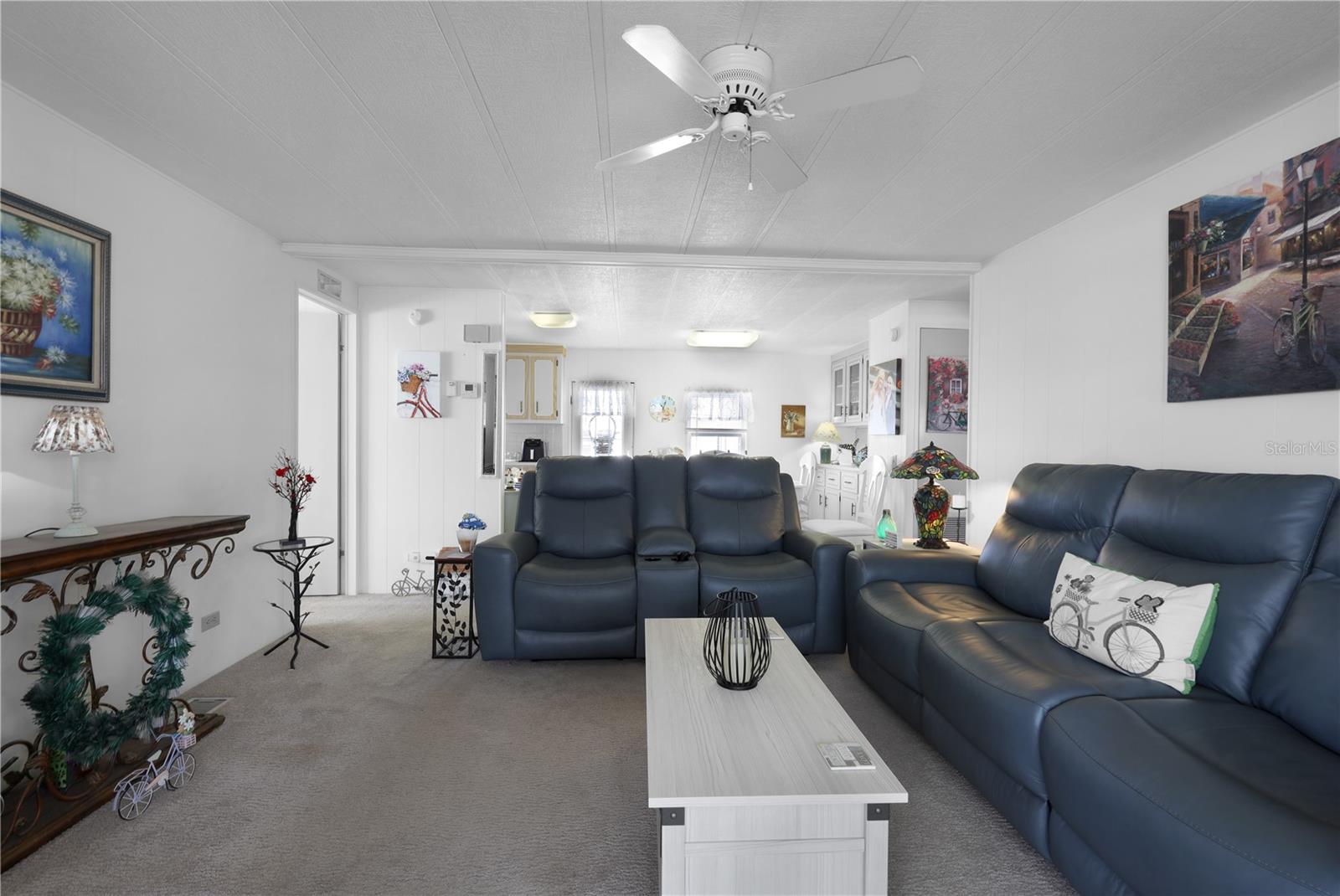 Image 12 of 87 For 2100 Kings Highway 406