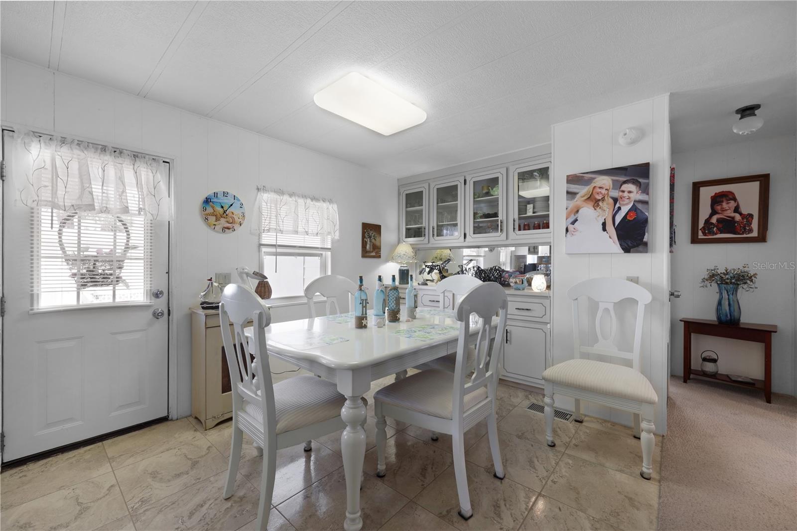 Image 19 of 87 For 2100 Kings Highway 406