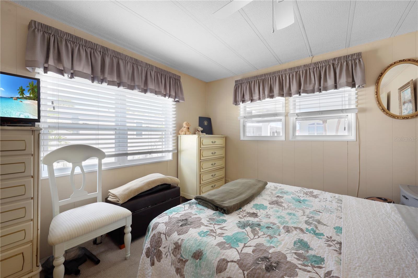 Image 23 of 87 For 2100 Kings Highway 406