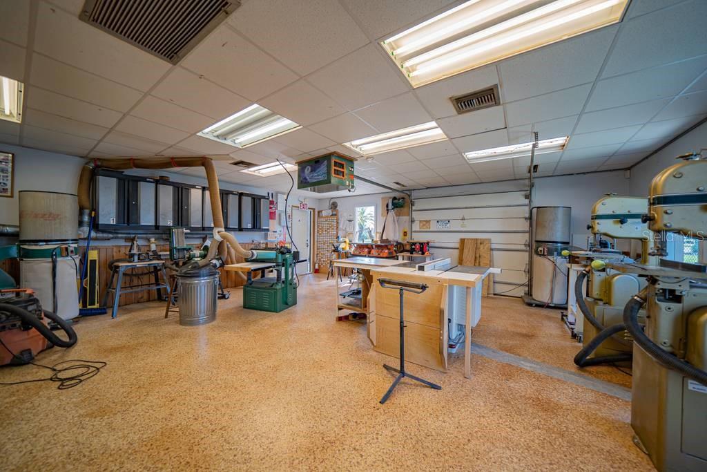 Image 78 of 87 For 2100 Kings Highway 406