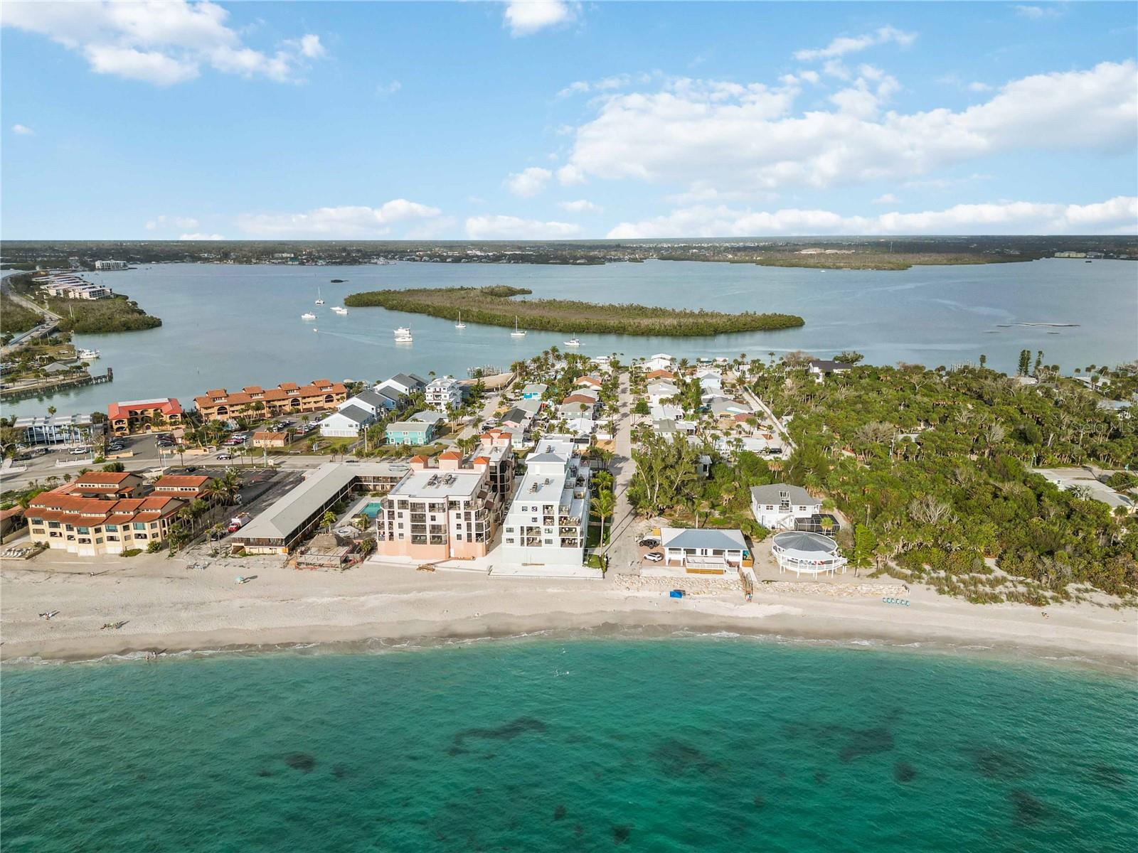 Image 17 of 33 For 120 Stanford Drive