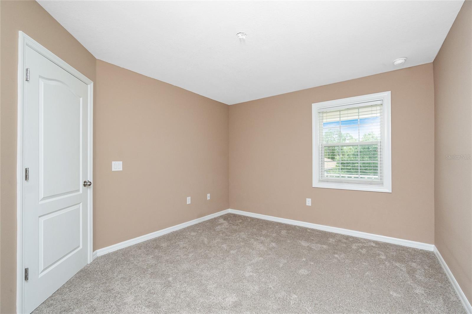 Image 32 of 45 For 12753 Sagewood Drive