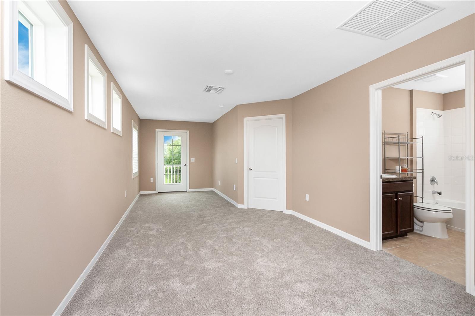 Image 35 of 45 For 12753 Sagewood Drive