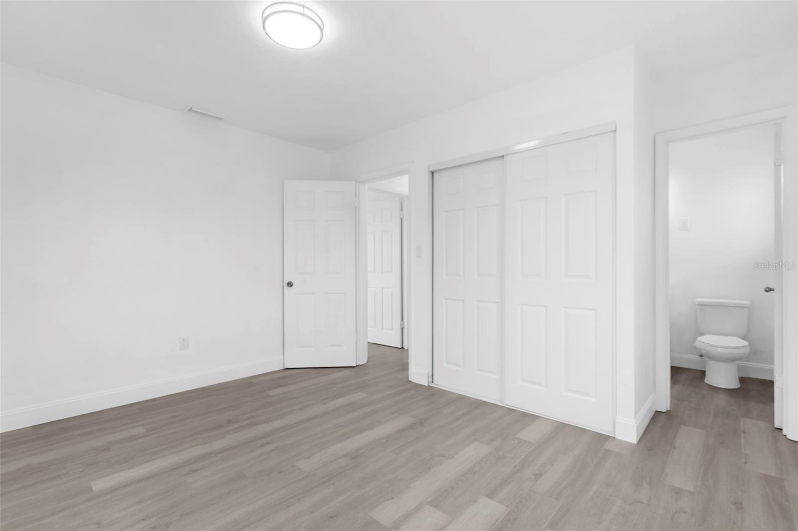 Image 21 of 26 For 21530 Glendale Avenue