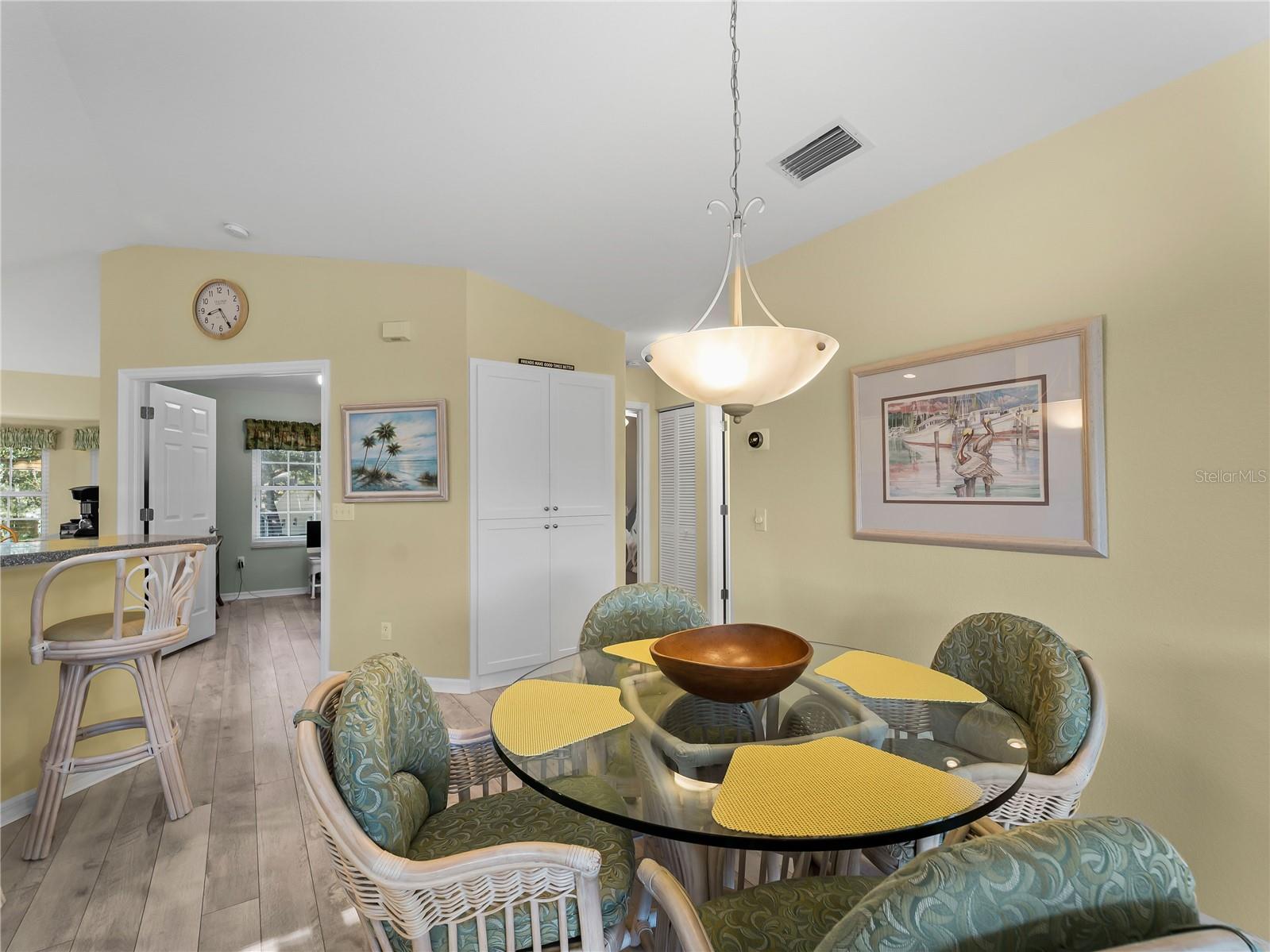 Image 16 of 57 For 1091 Live Oak  214