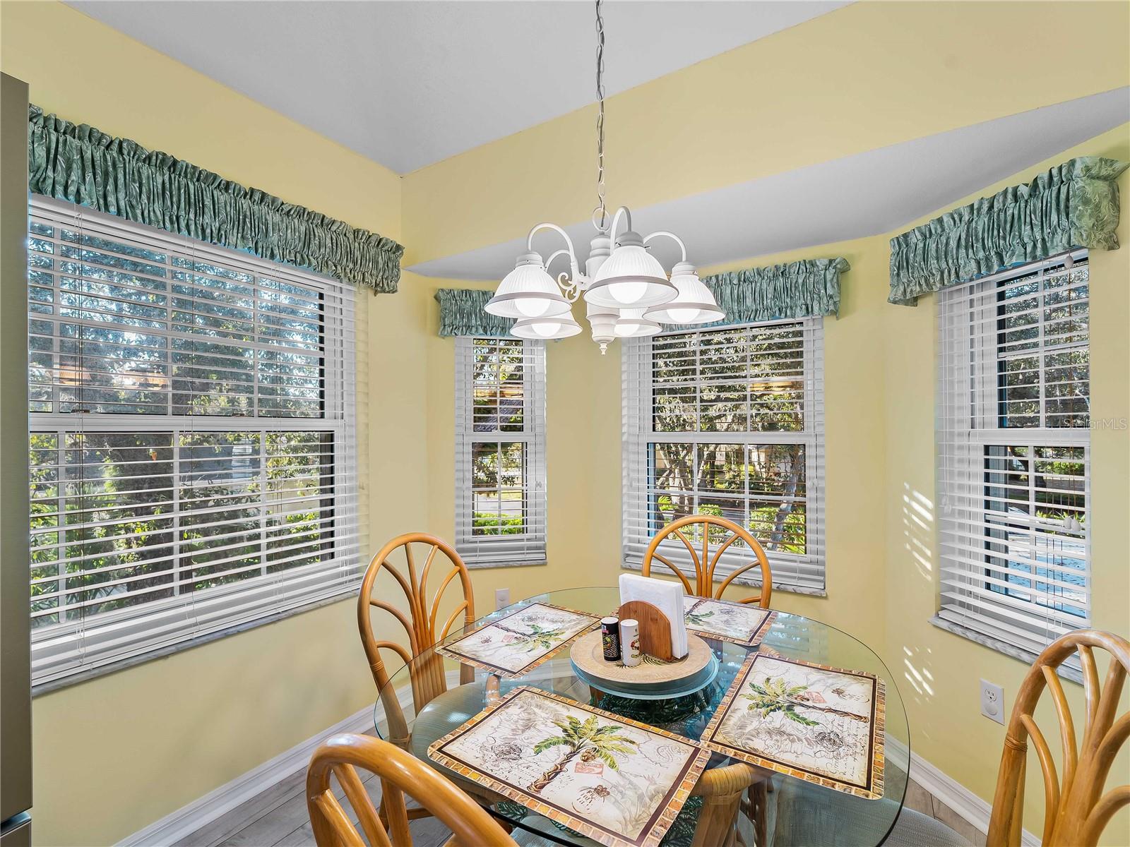 Image 25 of 57 For 1091 Live Oak  214