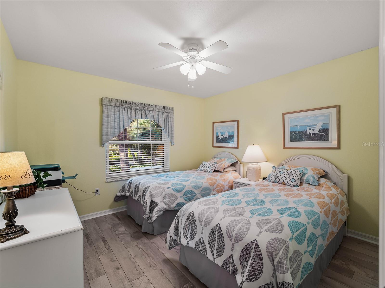 Image 26 of 57 For 1091 Live Oak  214