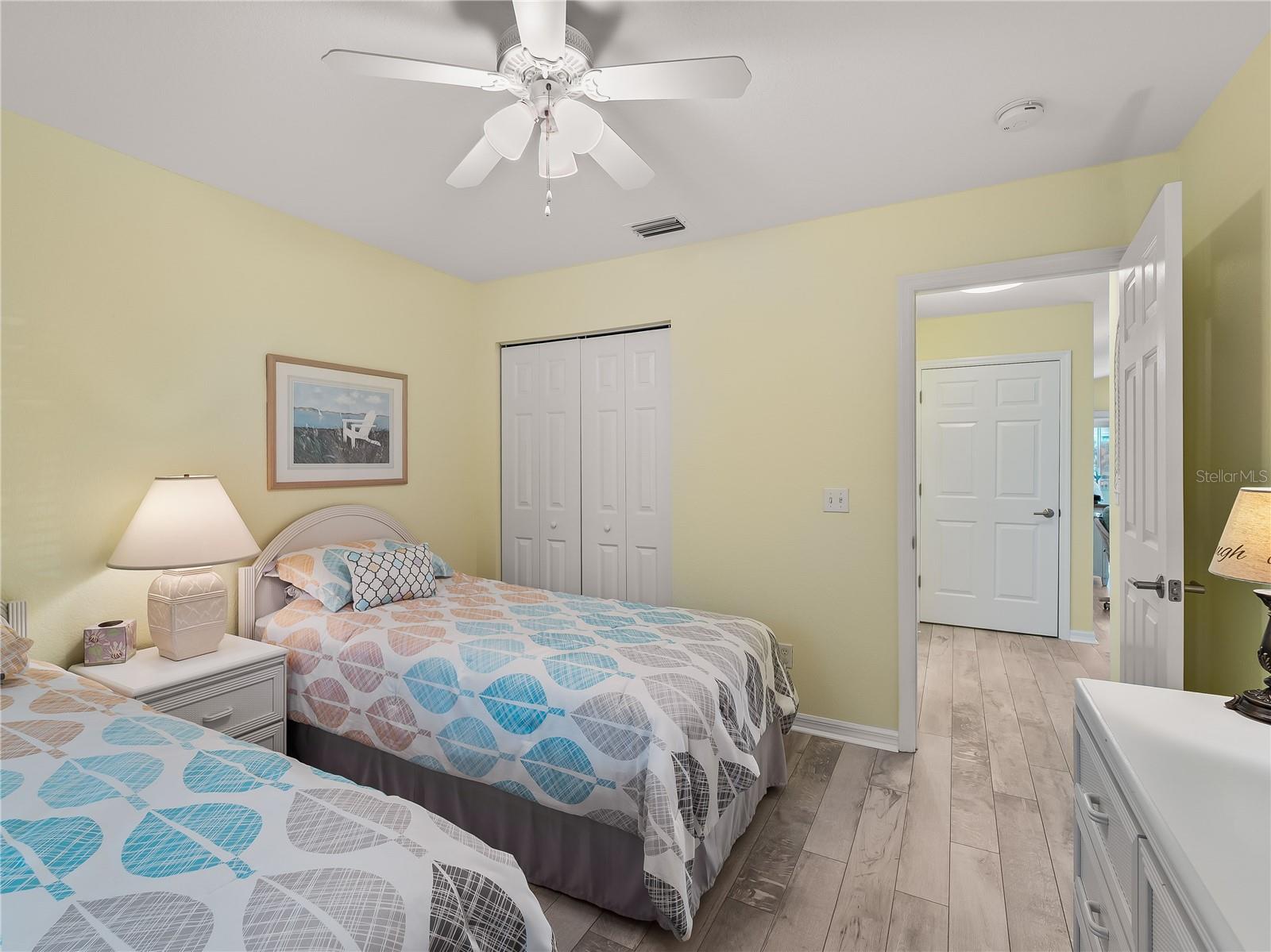 Image 27 of 57 For 1091 Live Oak  214