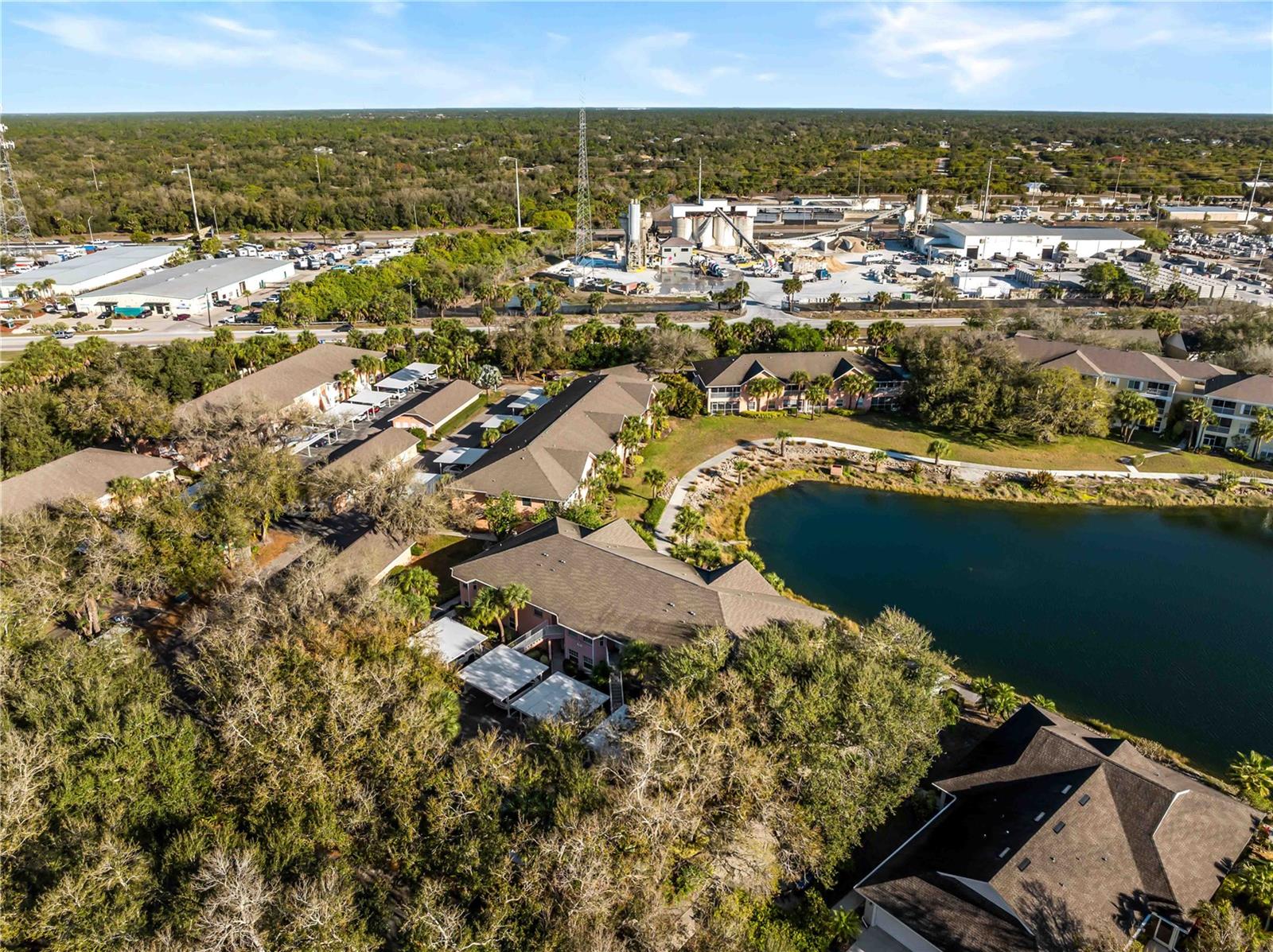 Image 52 of 57 For 1091 Live Oak  214