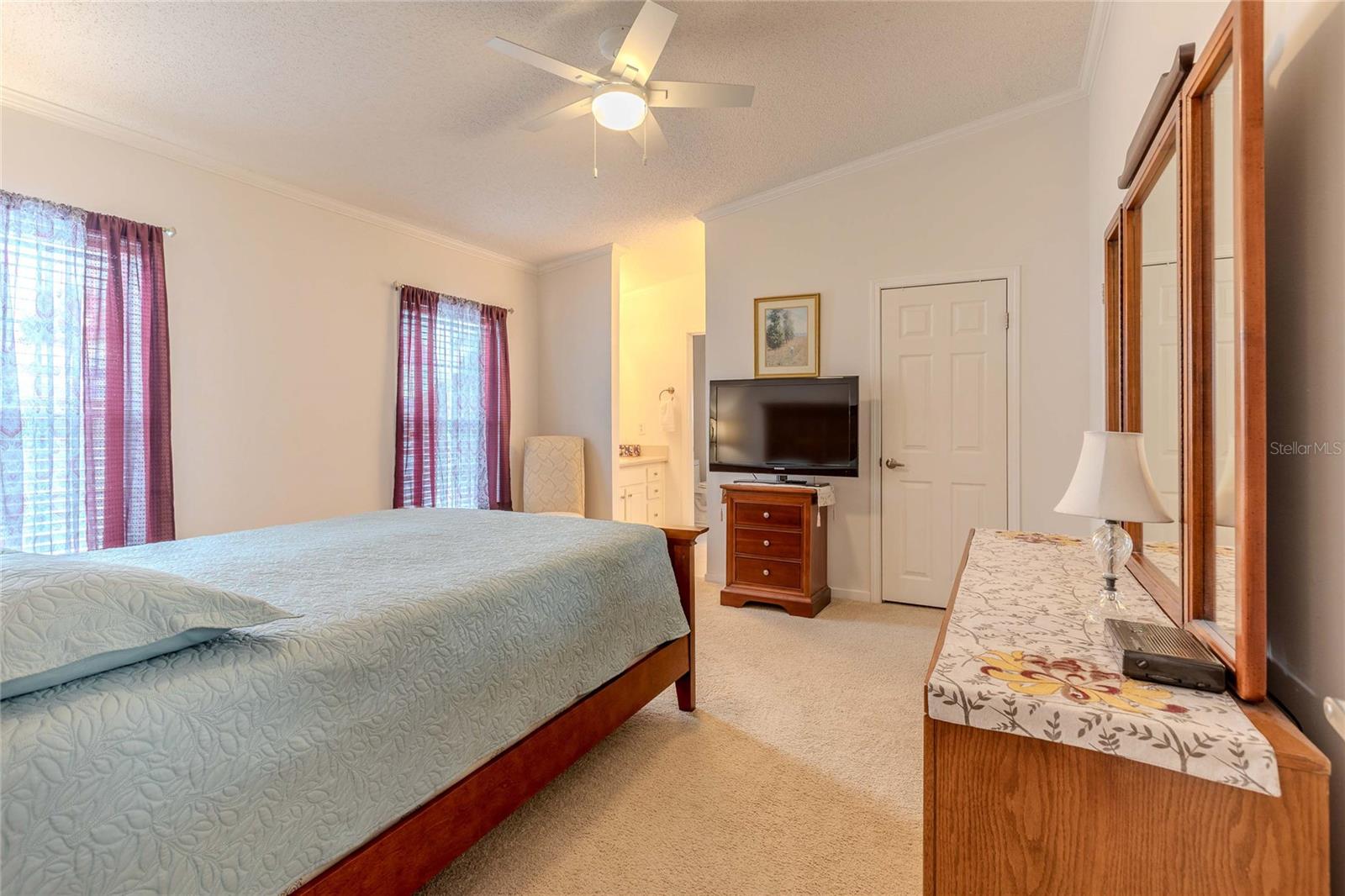 Image 15 of 70 For 2100 Kings Highway 690