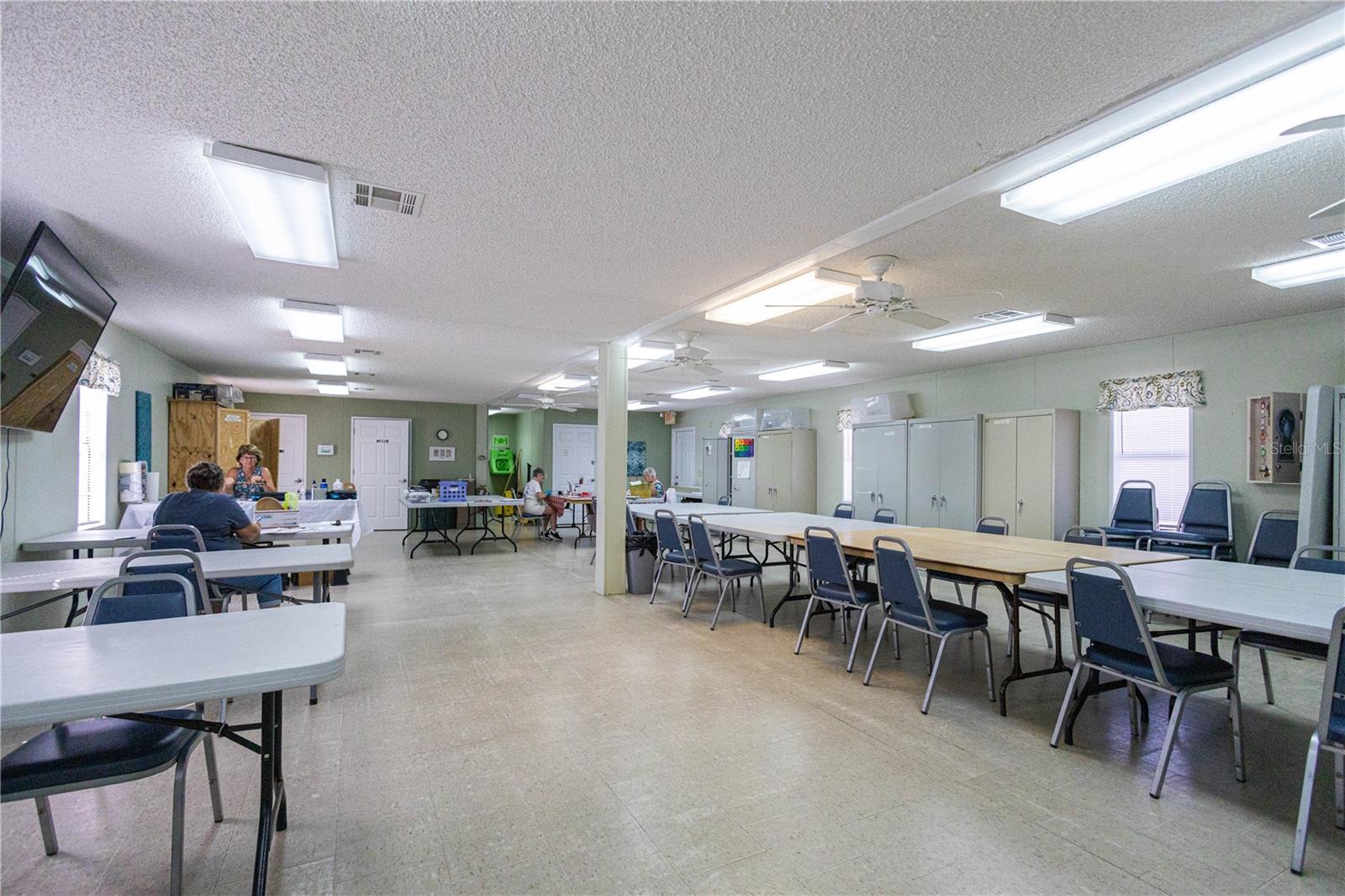 Image 63 of 70 For 2100 Kings Highway 690