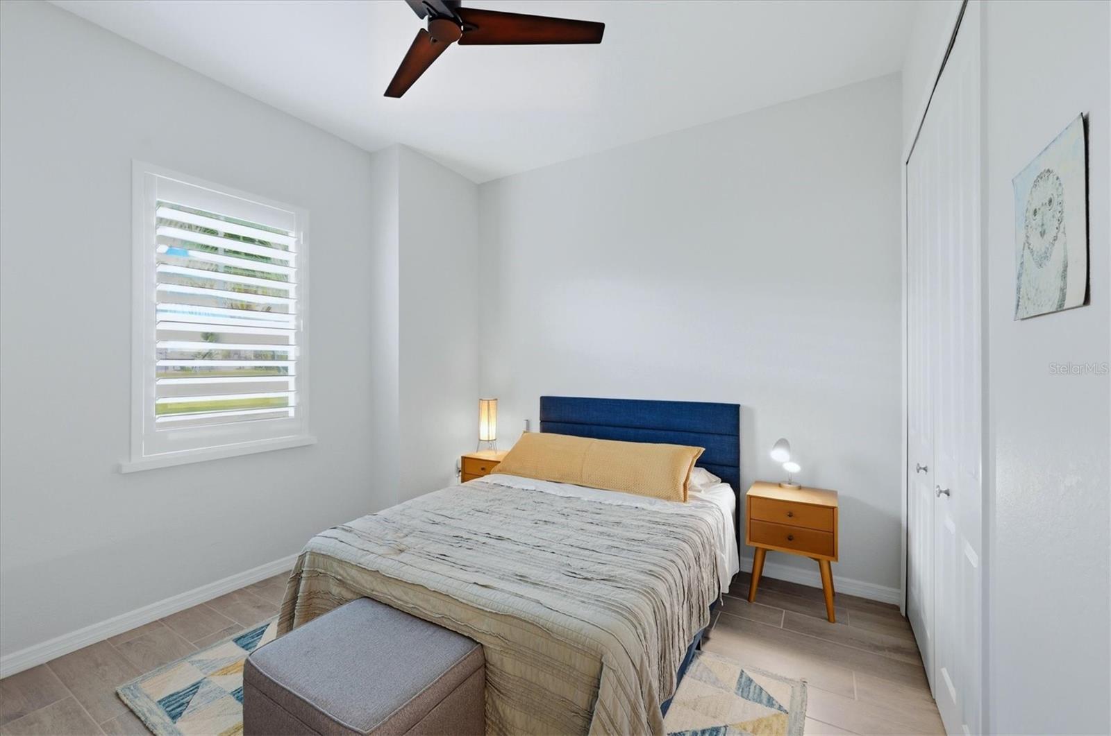 Image 29 of 100 For 14896 Redbud Lane