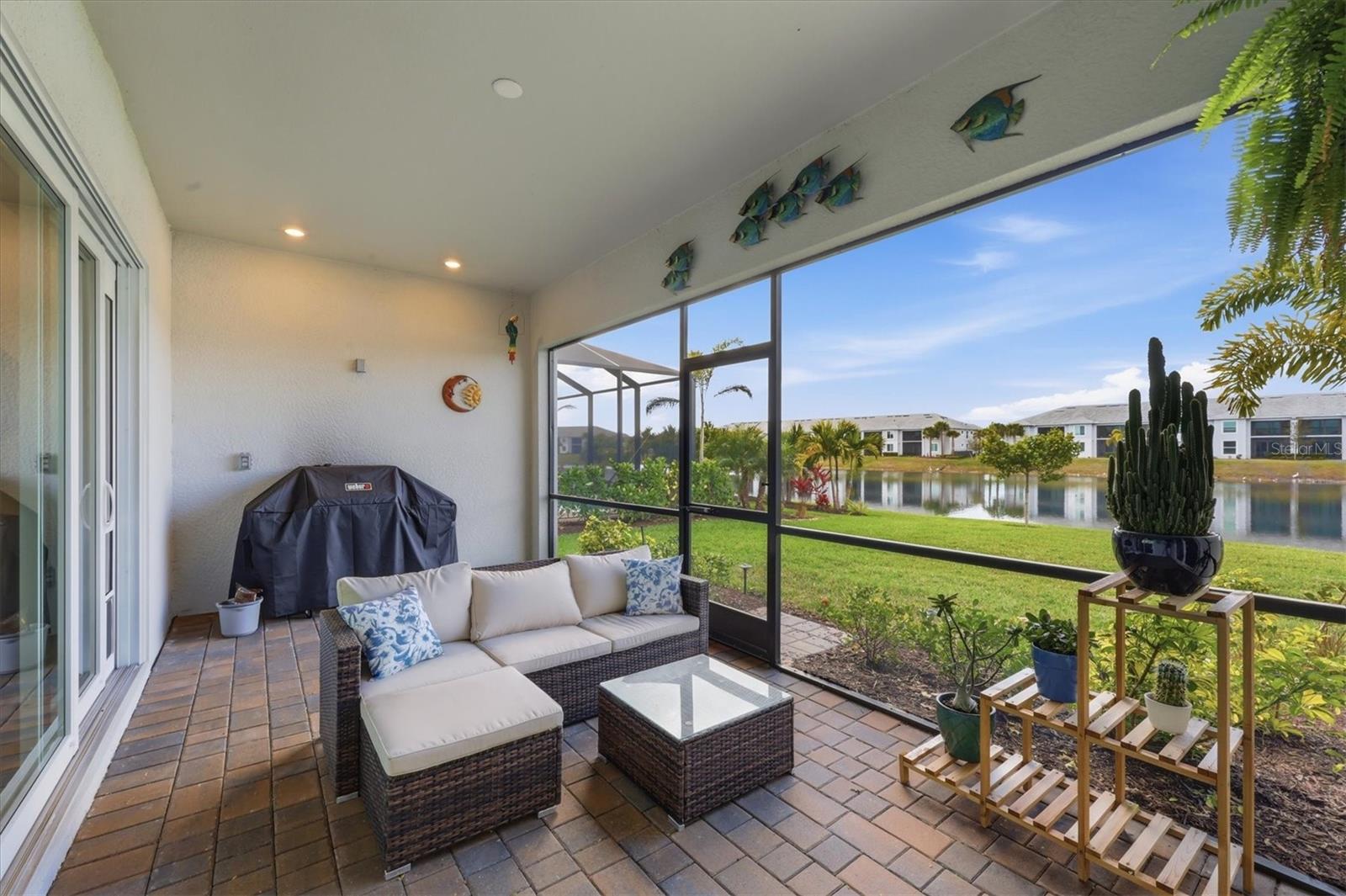 Image 34 of 100 For 14896 Redbud Lane