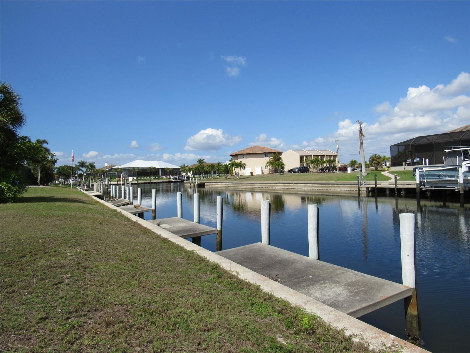 Image 3 of 10 For 2818 & 2824 Magdalina Drive