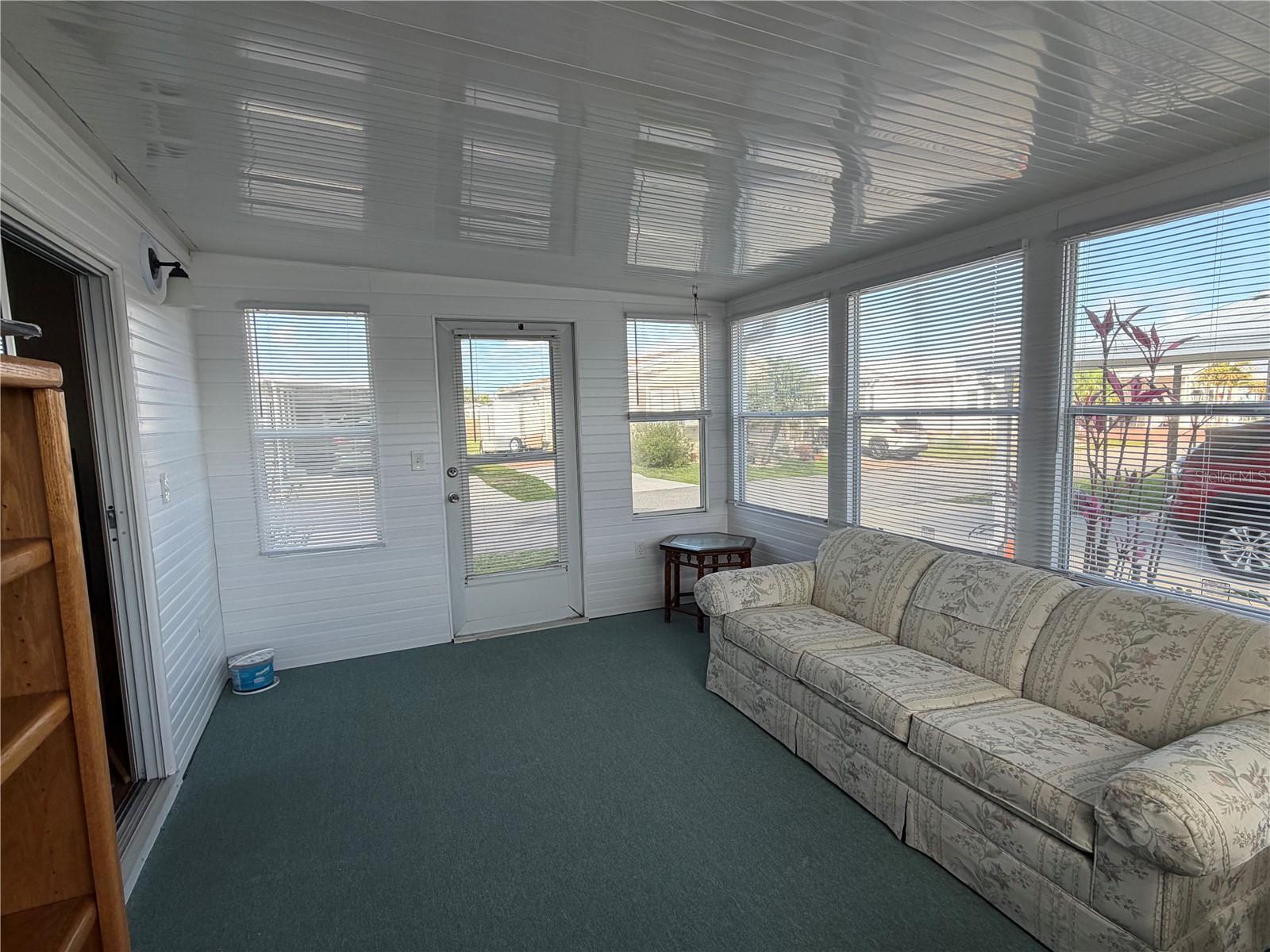 Image 10 of 16 For 208 Eagle  