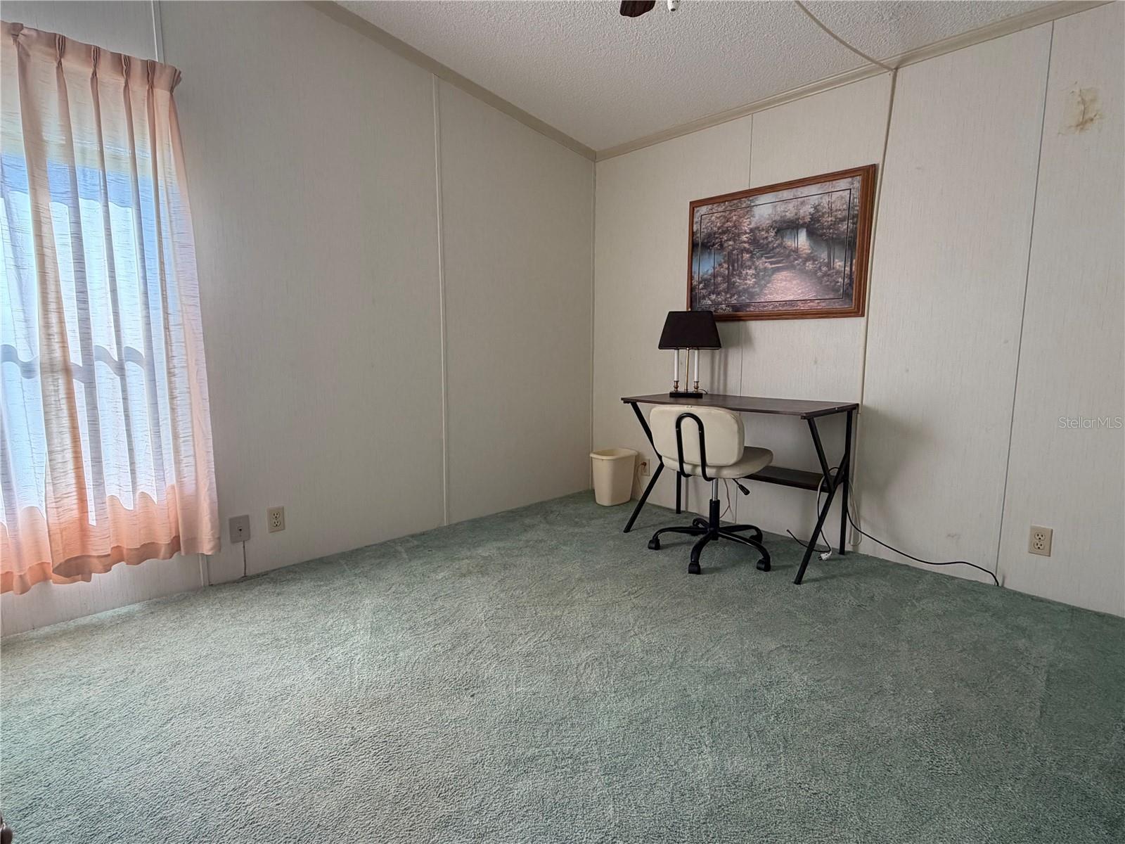 Image 14 of 16 For 208 Eagle  