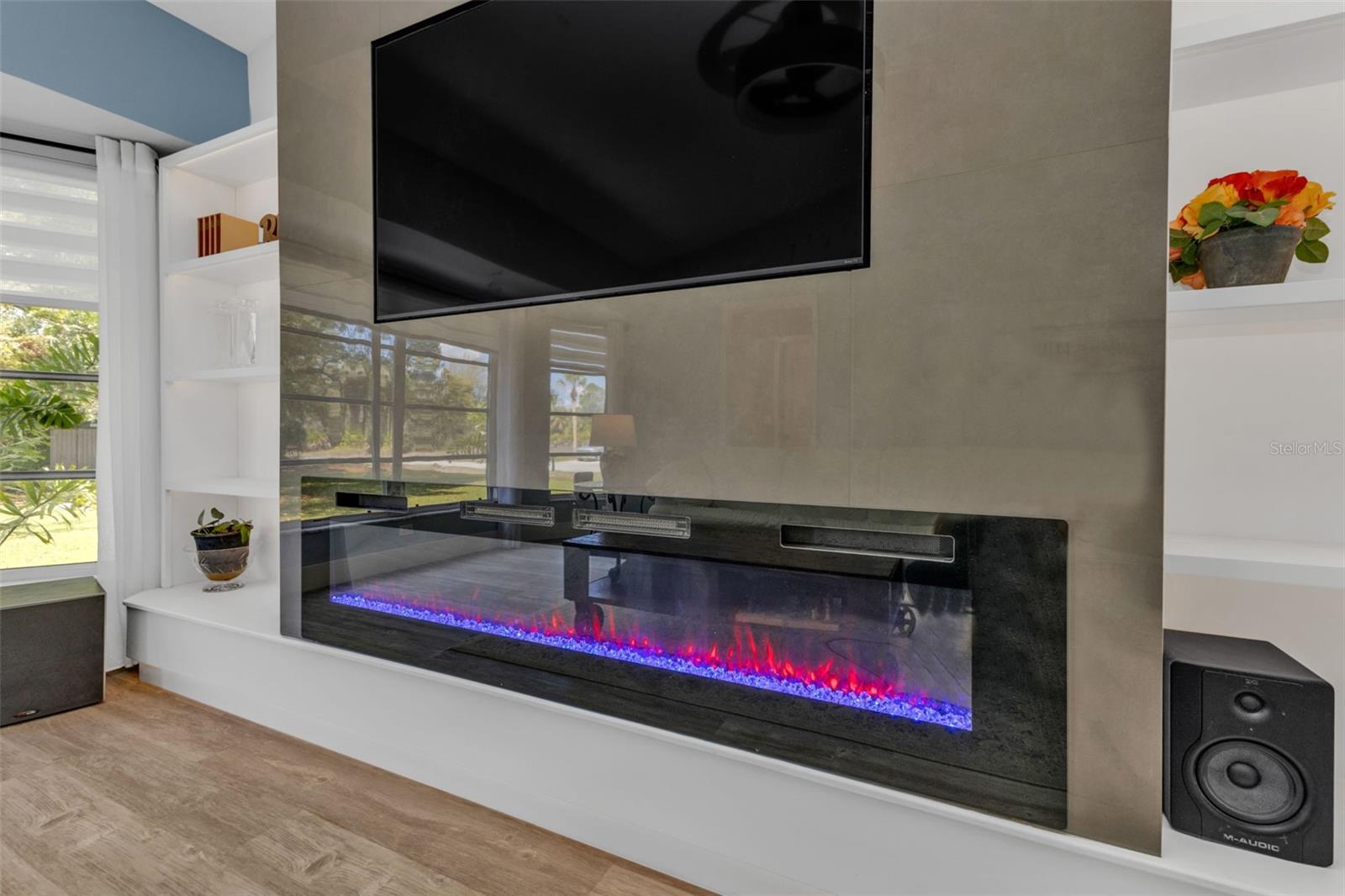 Image 14 of 55 For 15555 Maynard Avenue