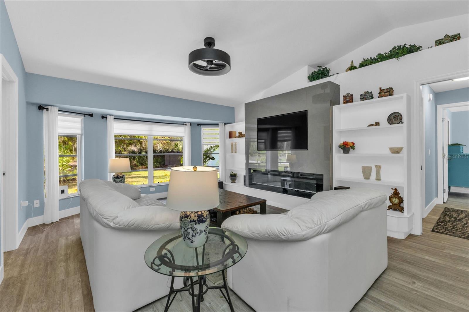 Image 15 of 55 For 15555 Maynard Avenue