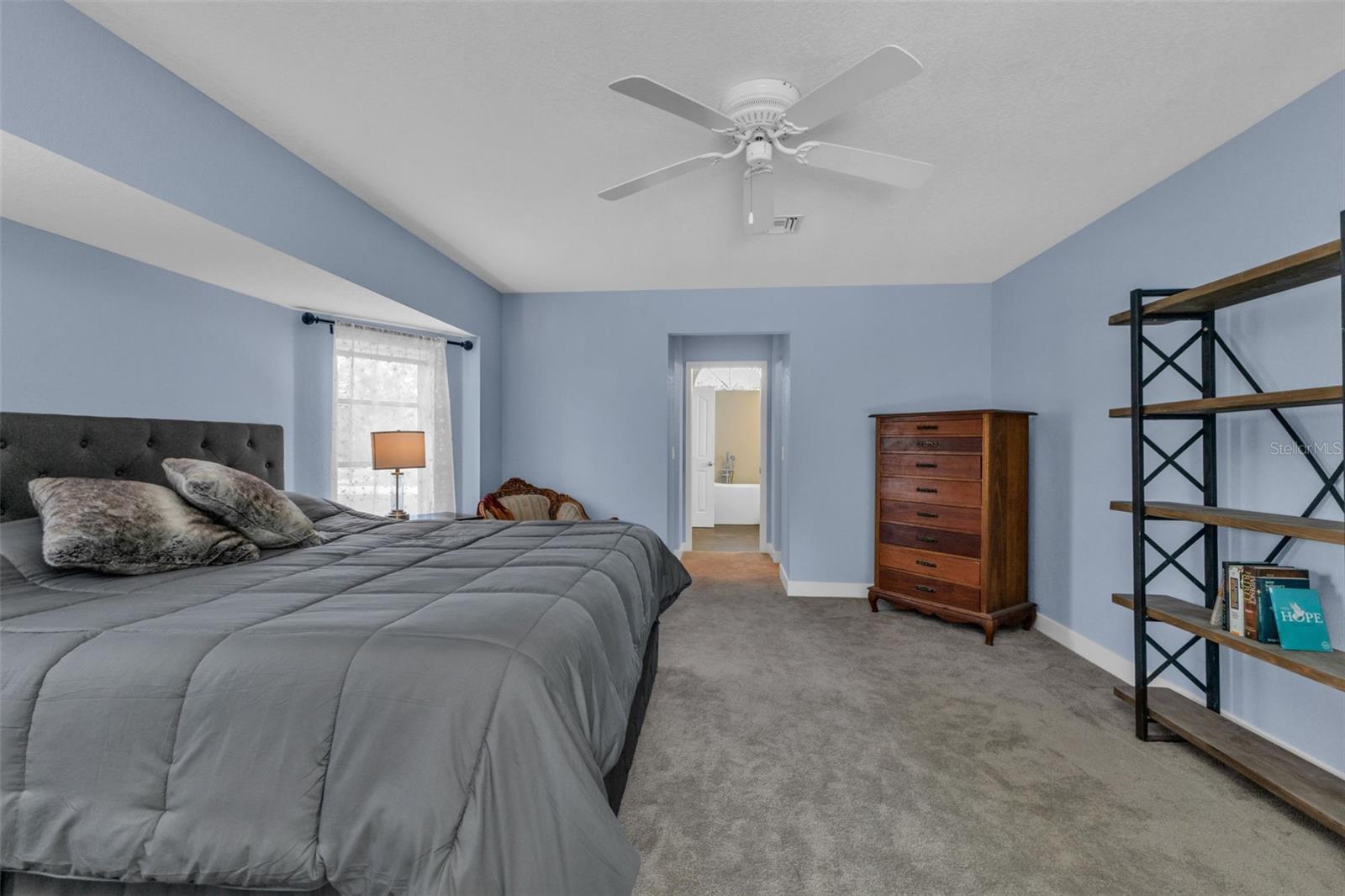 Image 19 of 55 For 15555 Maynard Avenue