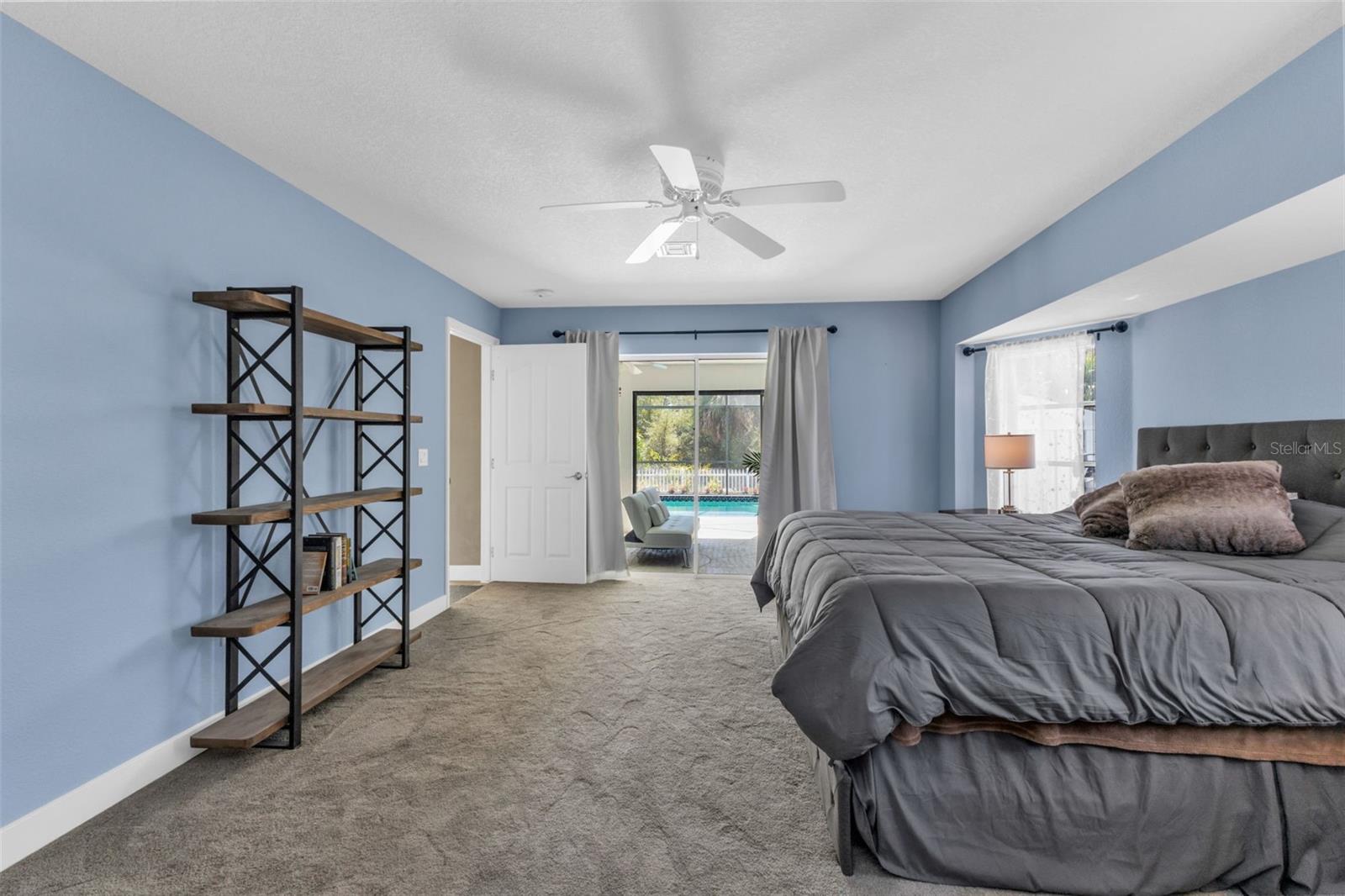 Image 20 of 55 For 15555 Maynard Avenue