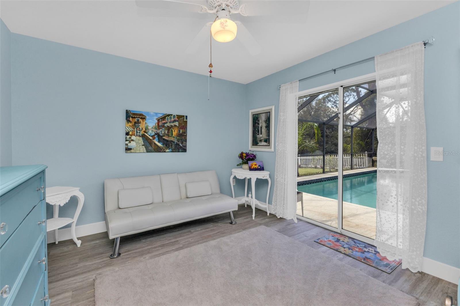 Image 25 of 55 For 15555 Maynard Avenue